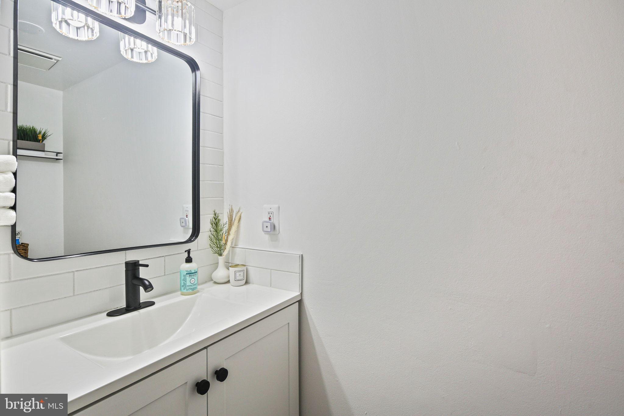 KIMBERLY WOODS VILLAGE - Residential