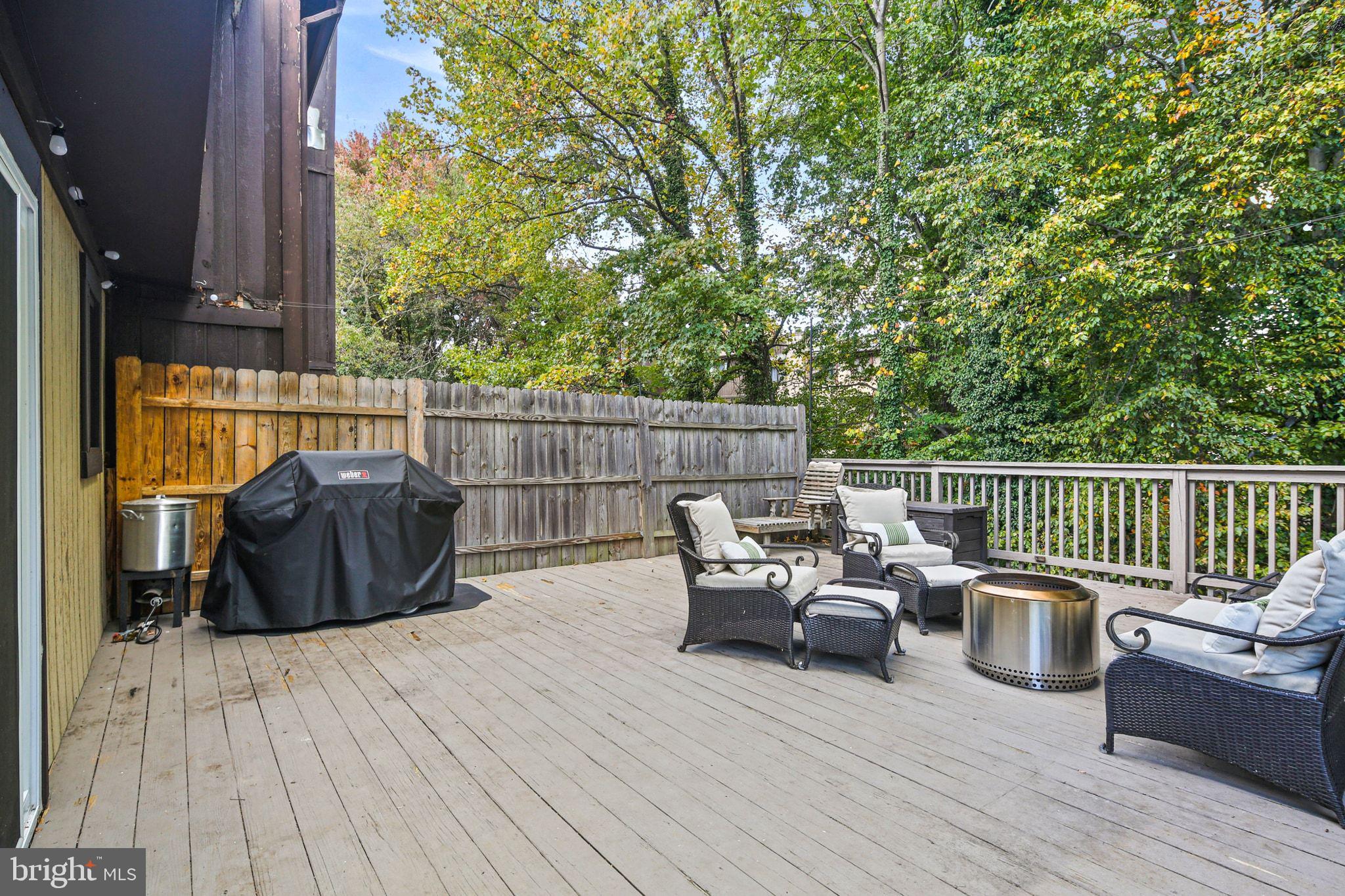 KIMBERLY WOODS VILLAGE - Residential