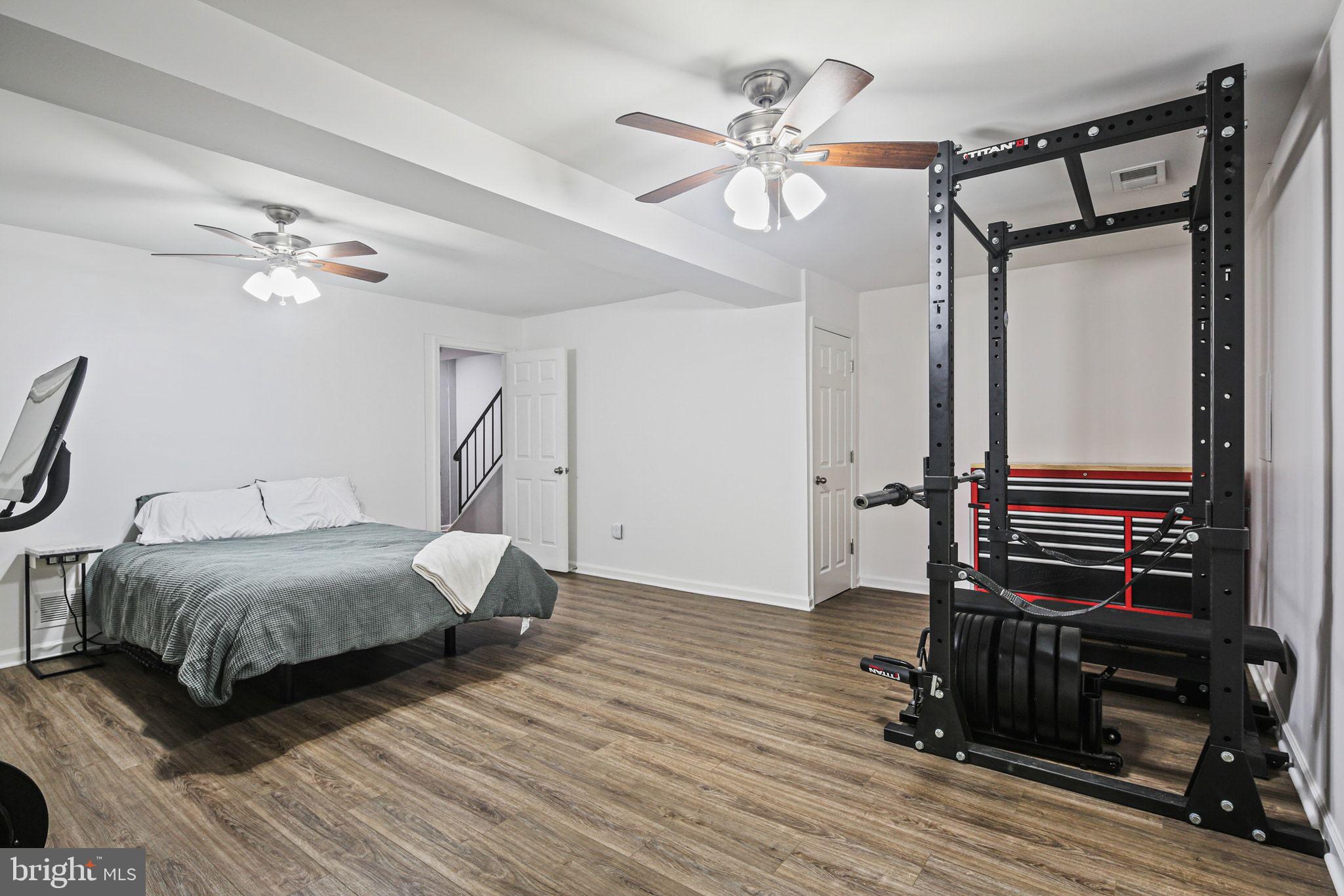 KIMBERLY WOODS VILLAGE - Residential