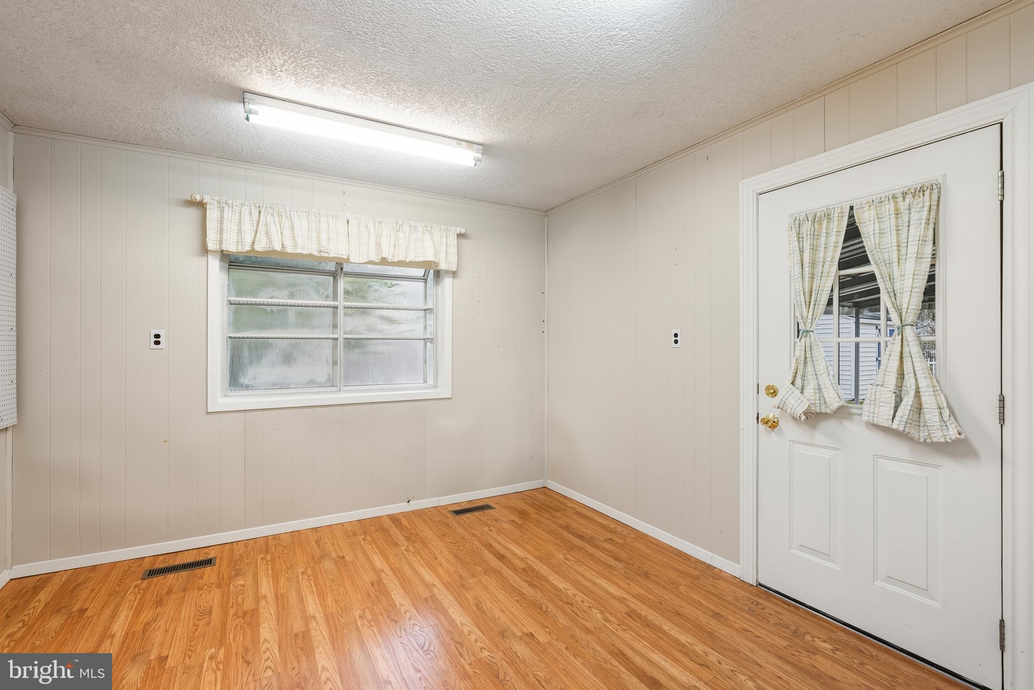 SOMERSET AT BELAIR - Residential Lease