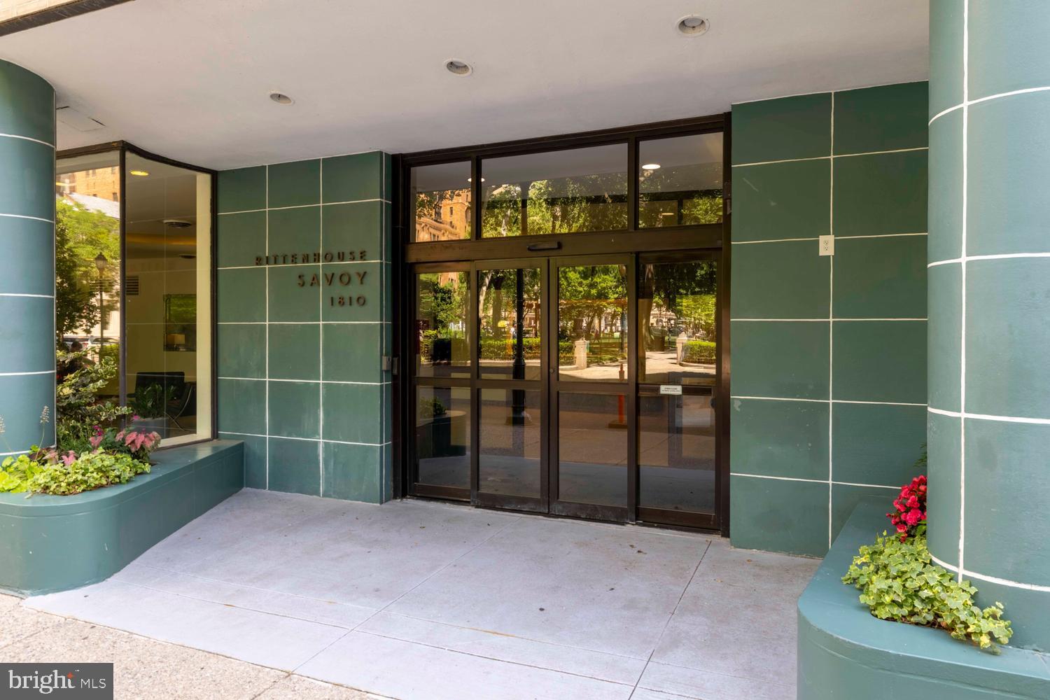 1810 RITTENHOUSE SQUARE 212