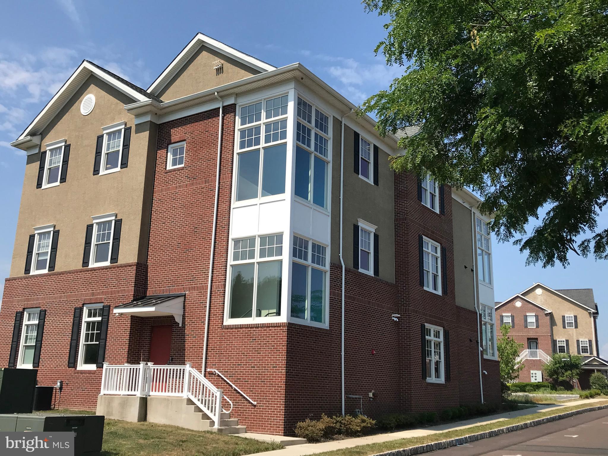 BILTMORE ESTATES - Commercial Sale