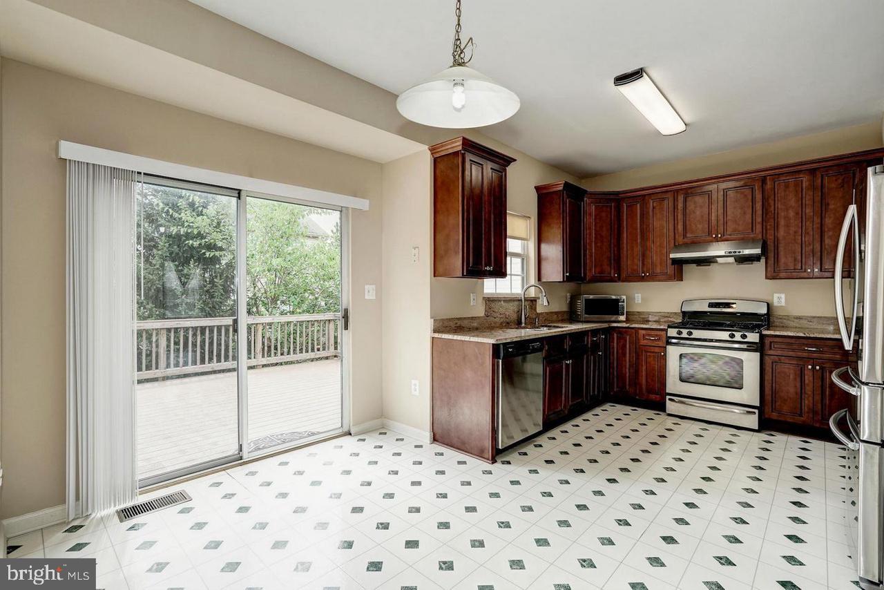 COPPERMILL - Residential Lease