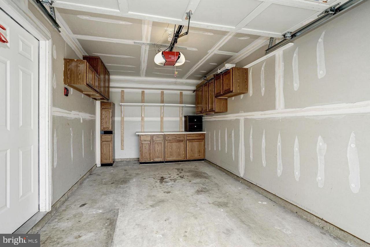 COPPERMILL - Residential Lease