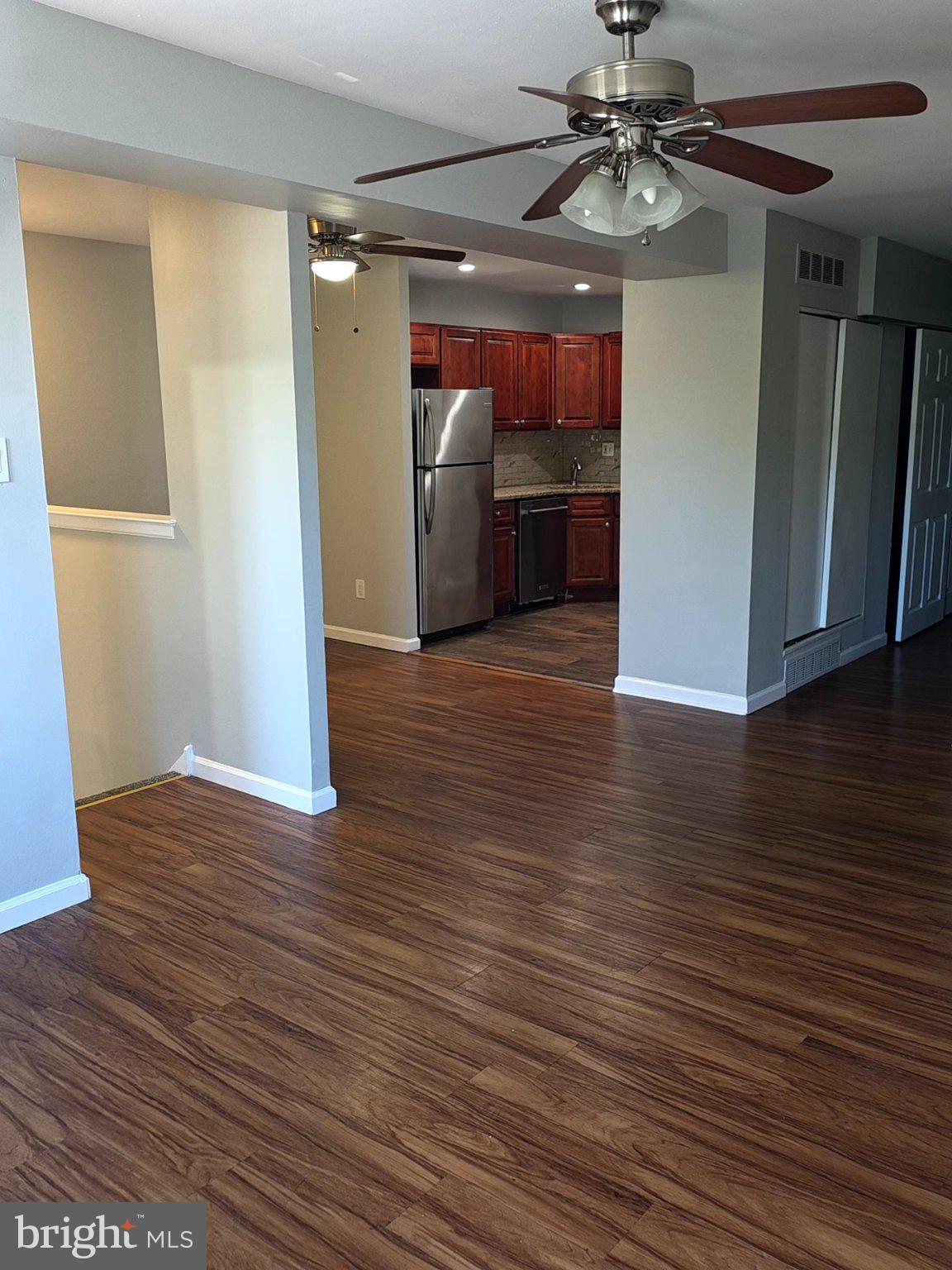 9412 FAIRGREEN LANE