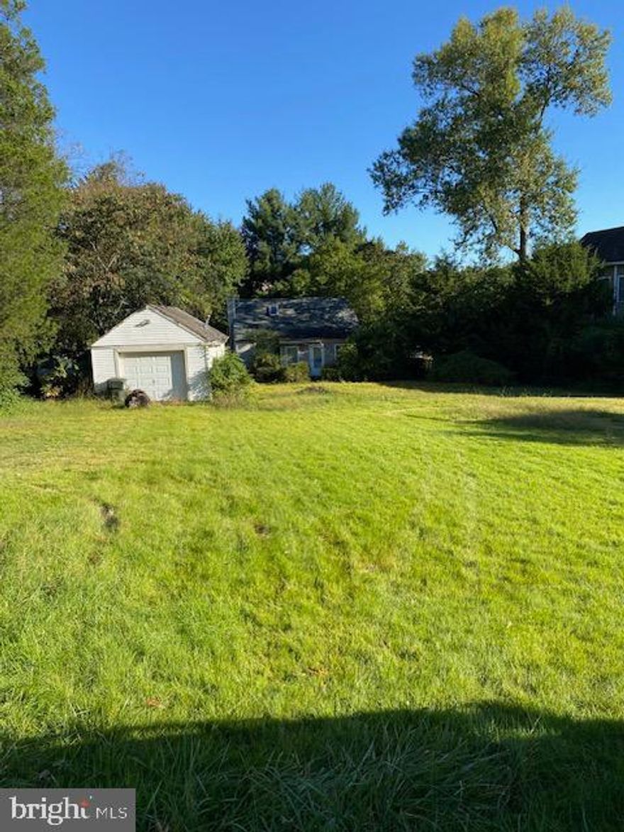 New price!  Build your dream home in this prime location in Alexandria!  Sale also includes the lot at 6455 Little River Turnpike (tax ID 0721-09A-0016A).  See also MLS # VAFX2217122.  Being sold "as is".  
Property is zoned R-2 Residential which also has numerous commercial uses.  There are already properties being used for certain commercial uses on the block.   Great visibility on 236.  Many potential possibilities with this one...................don't miss out!