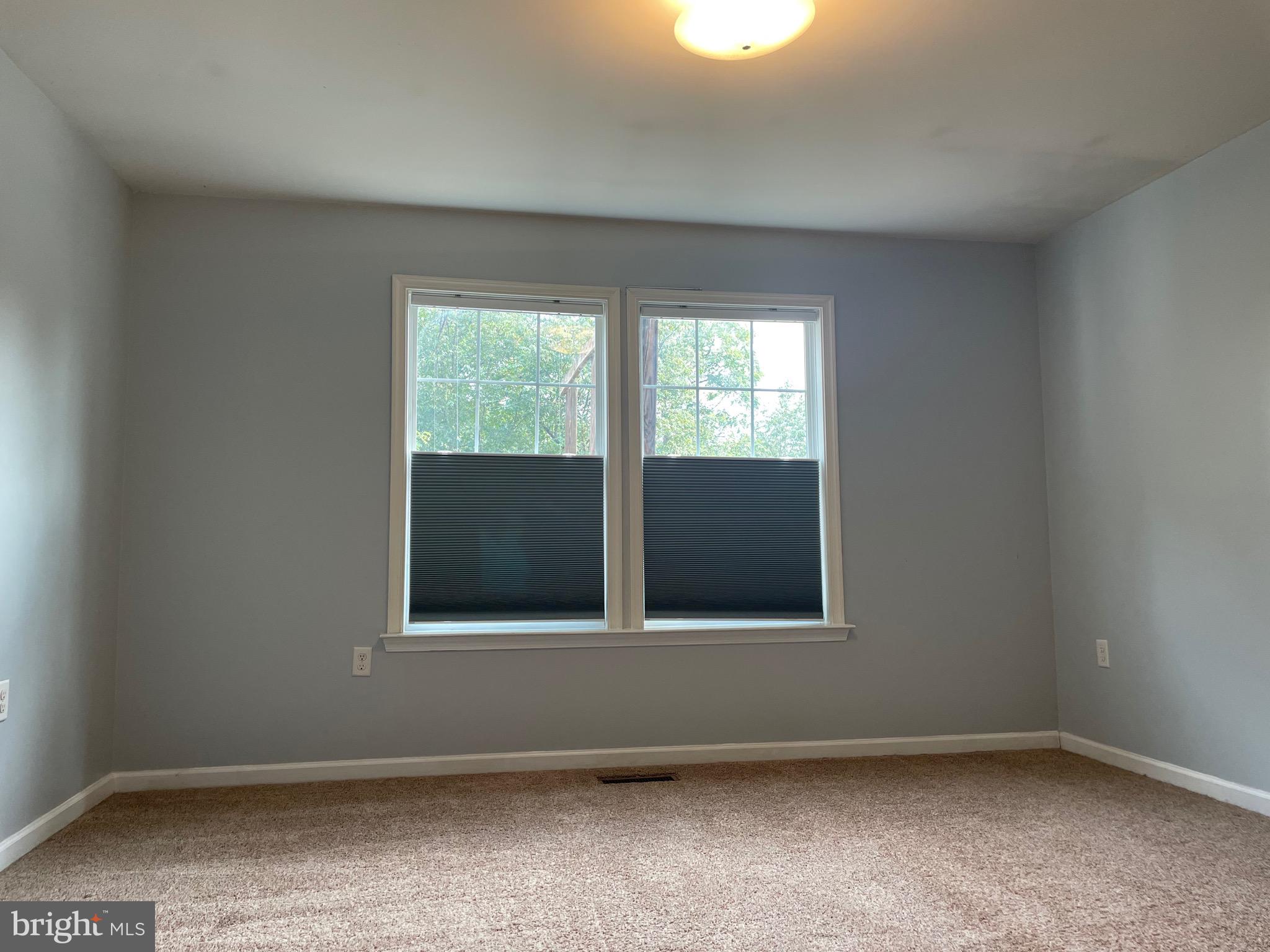 RIVERSIDE VILLAGES - Residential