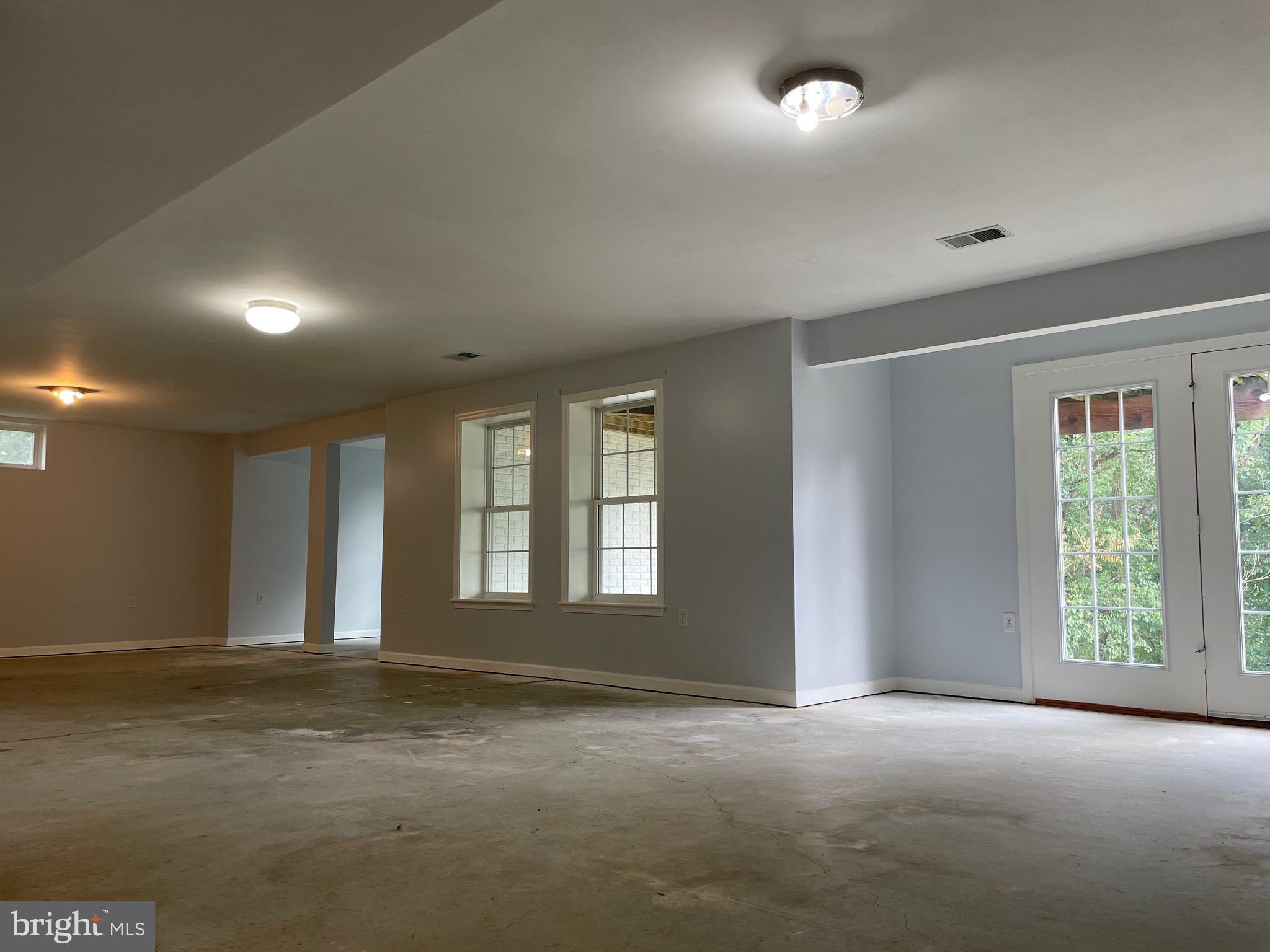 RIVERSIDE VILLAGES - Residential