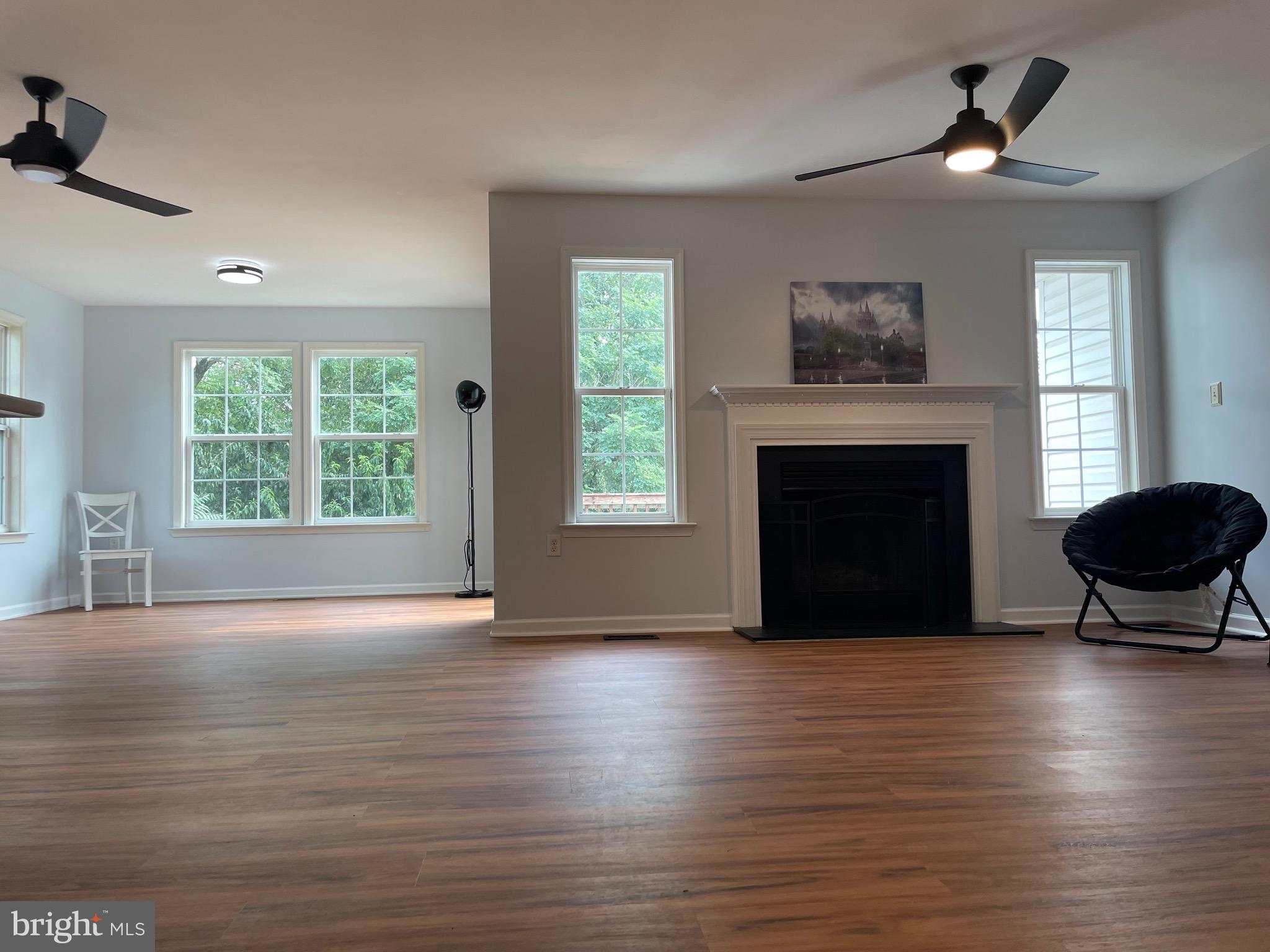 RIVERSIDE VILLAGES - Residential