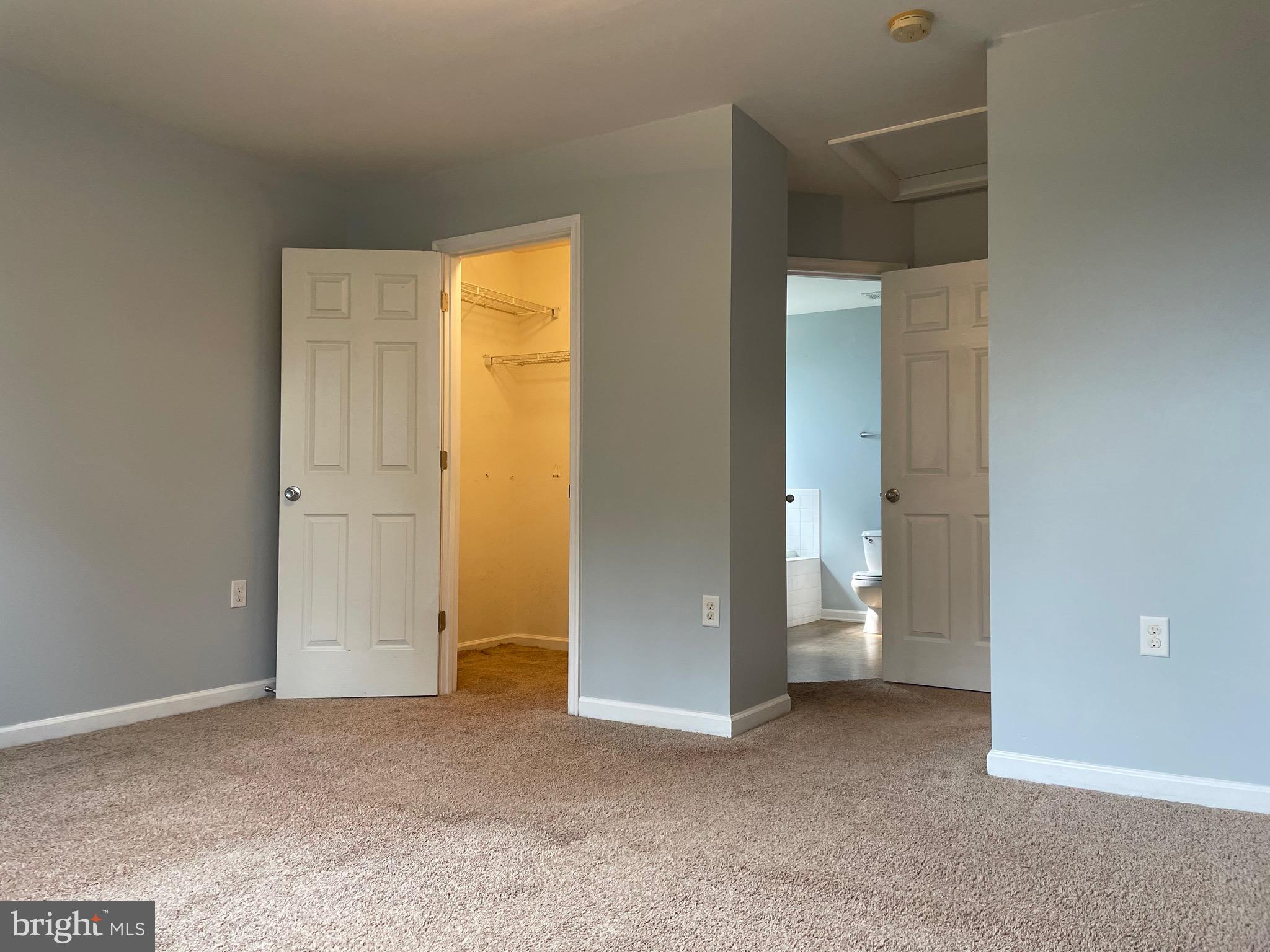 RIVERSIDE VILLAGES - Residential