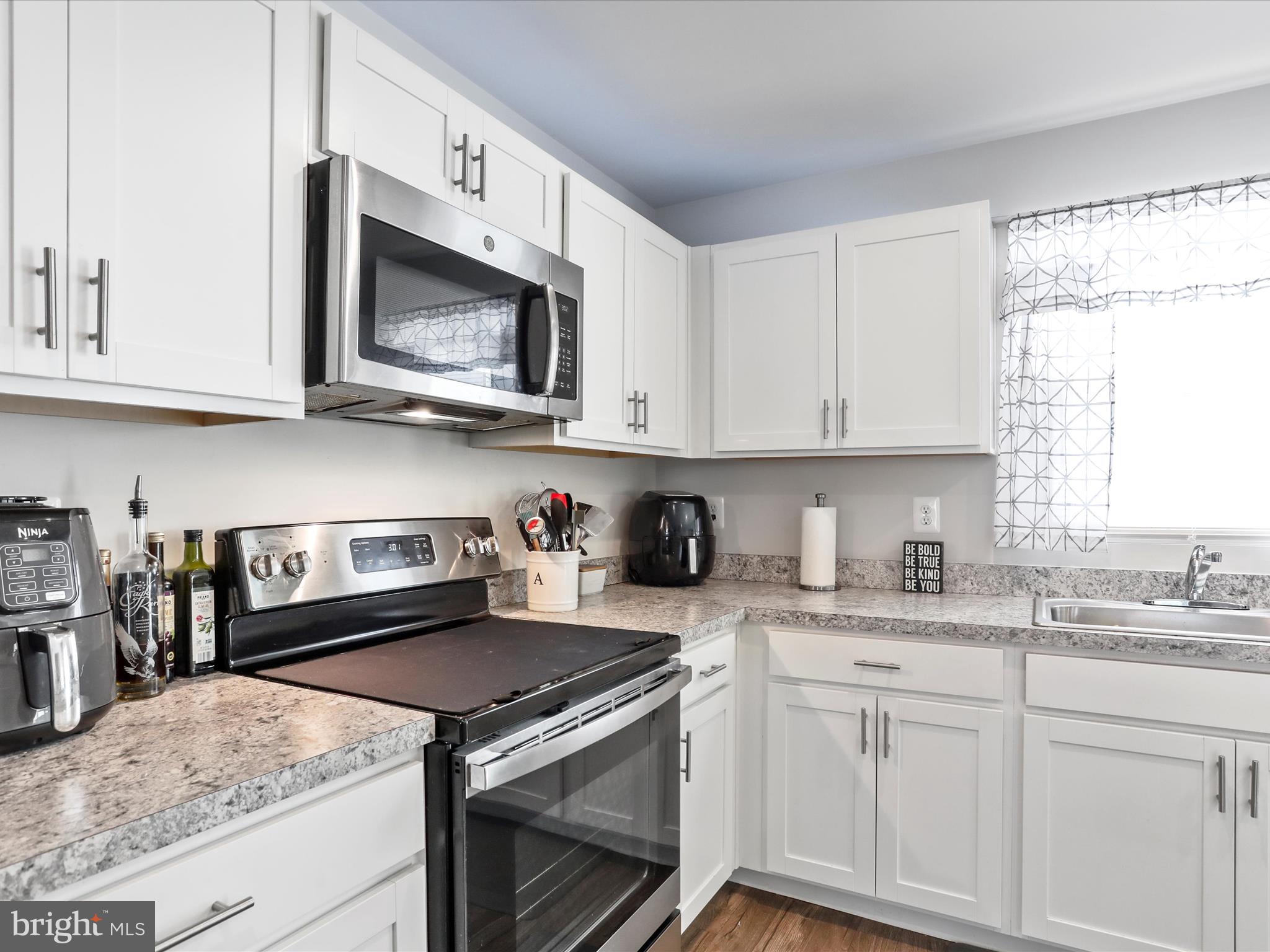 STONECREST - Residential