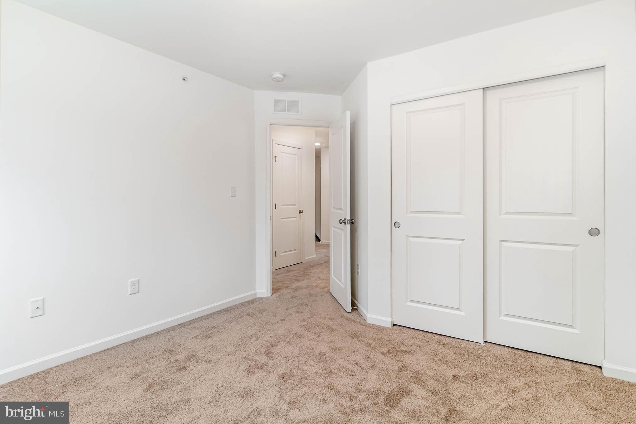 CREEKVALE - Residential Lease