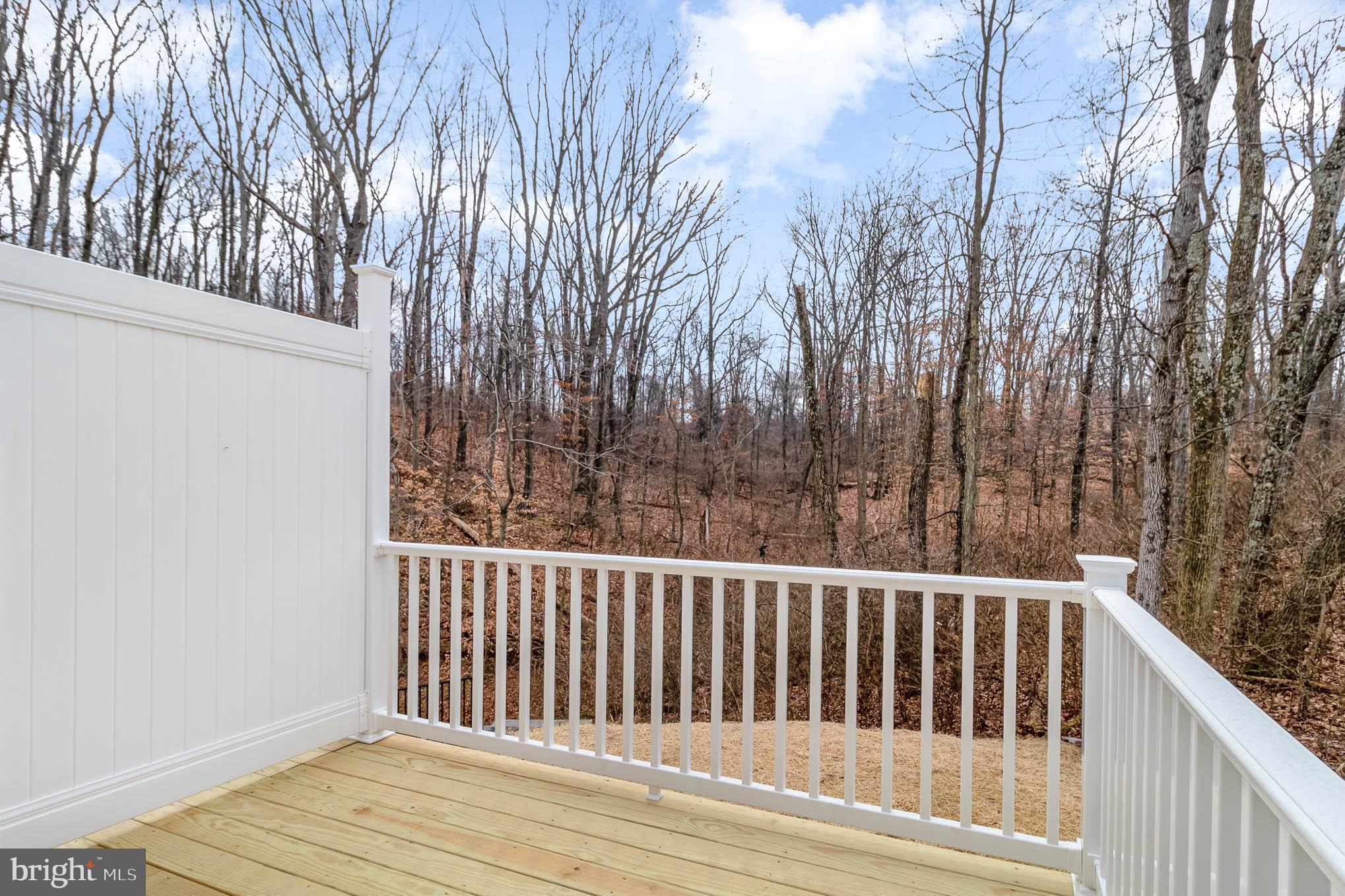 CREEKVALE - Residential Lease