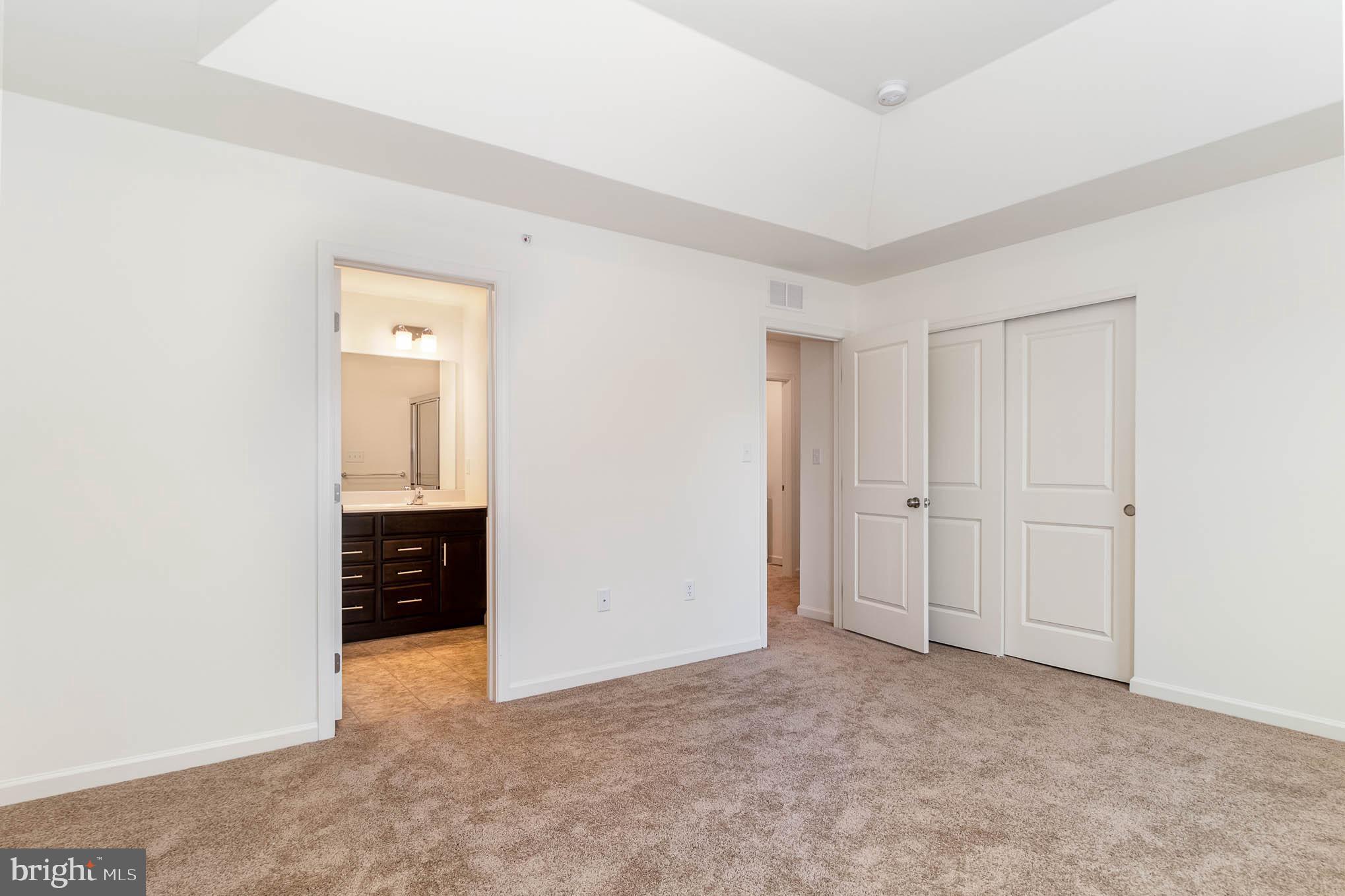 CREEKVALE - Residential Lease