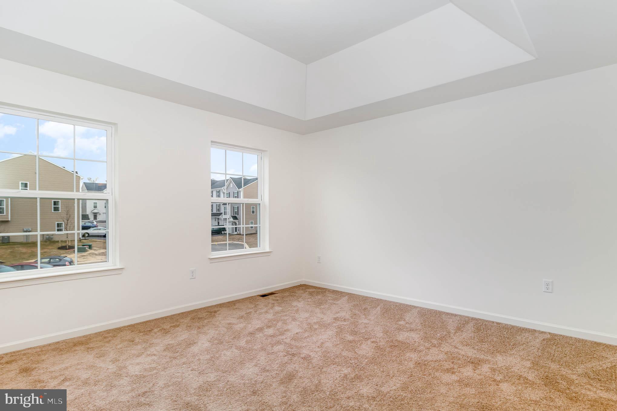 CREEKVALE - Residential Lease