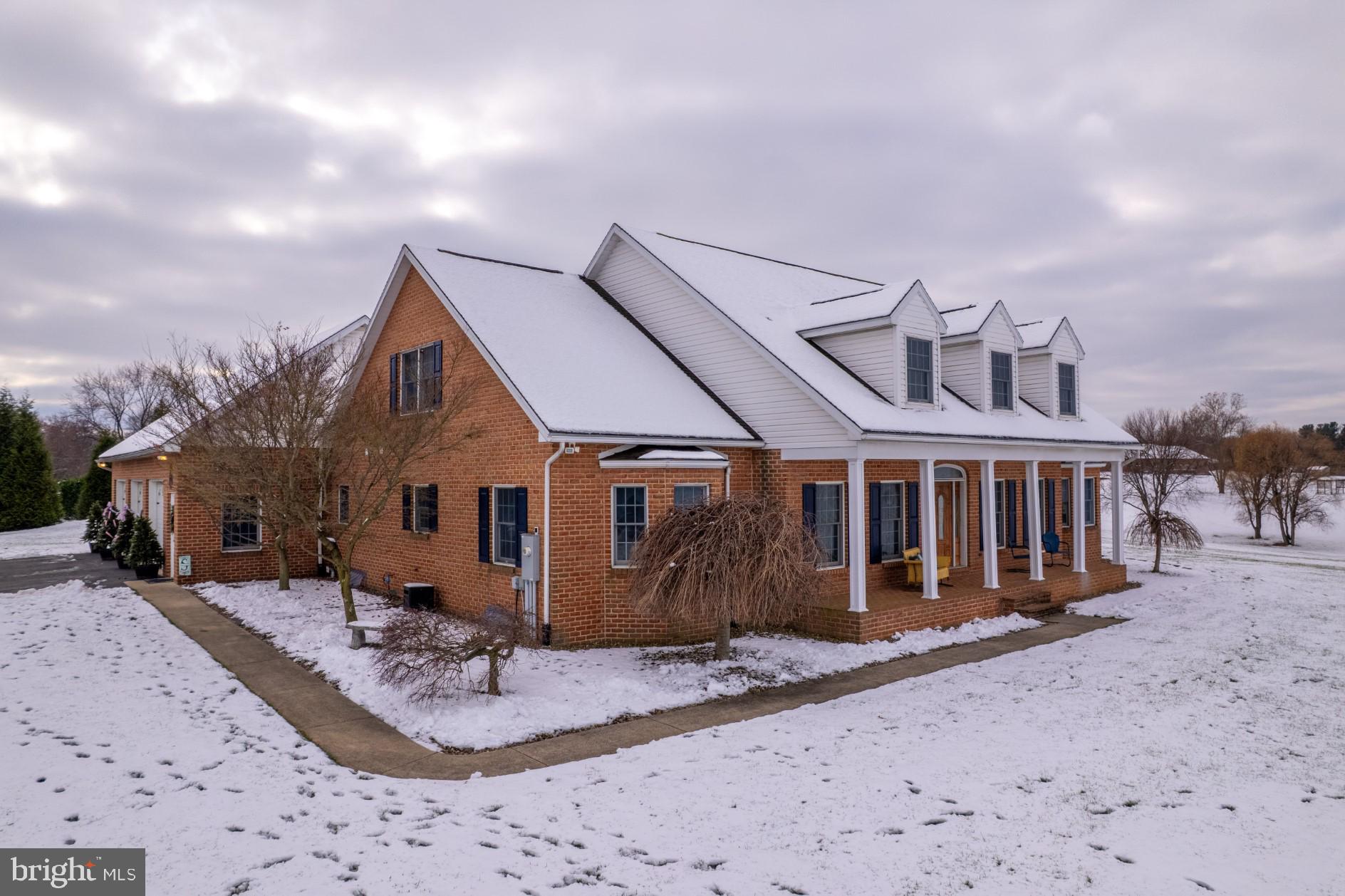 1709 RAGGED EDGE ROAD