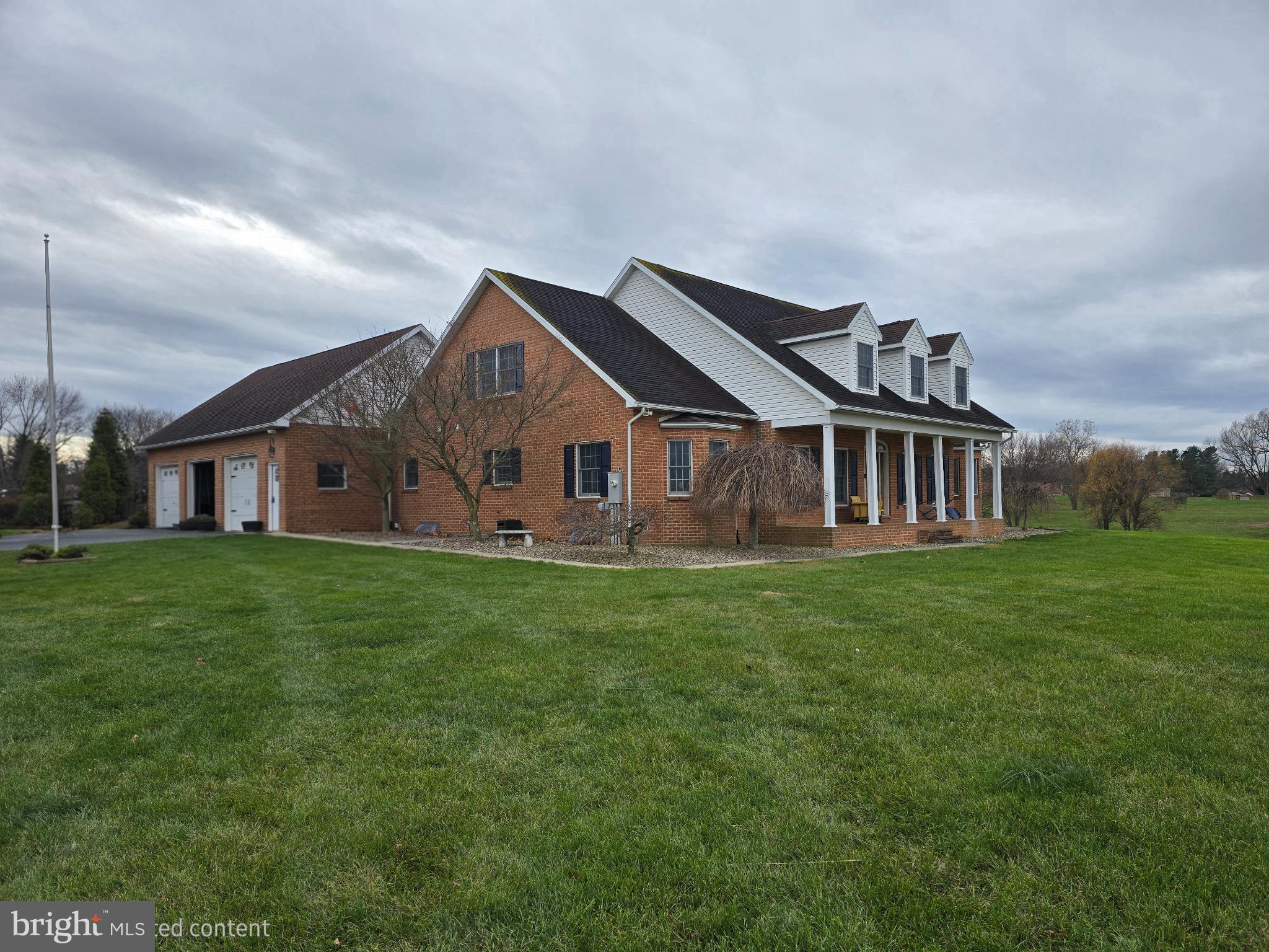 1709 RAGGED EDGE ROAD