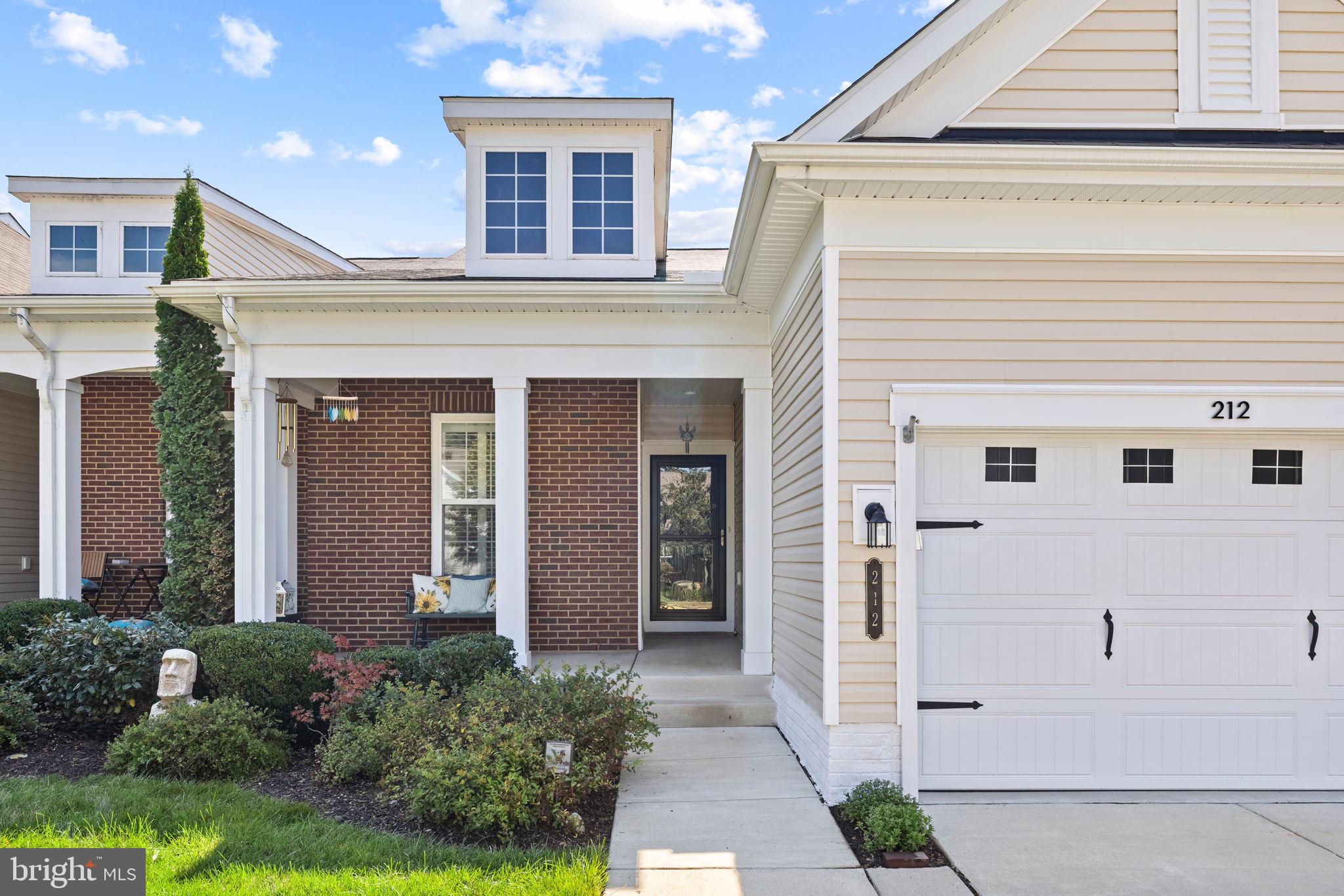 212 LONG POINT DRIVE