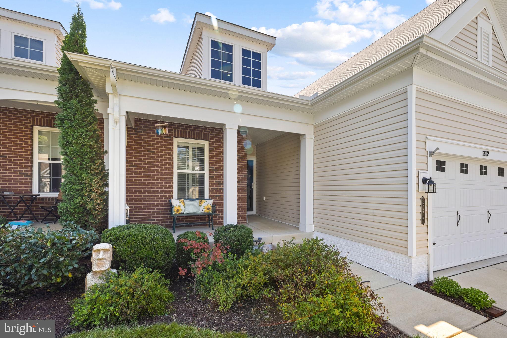 212 LONG POINT DRIVE