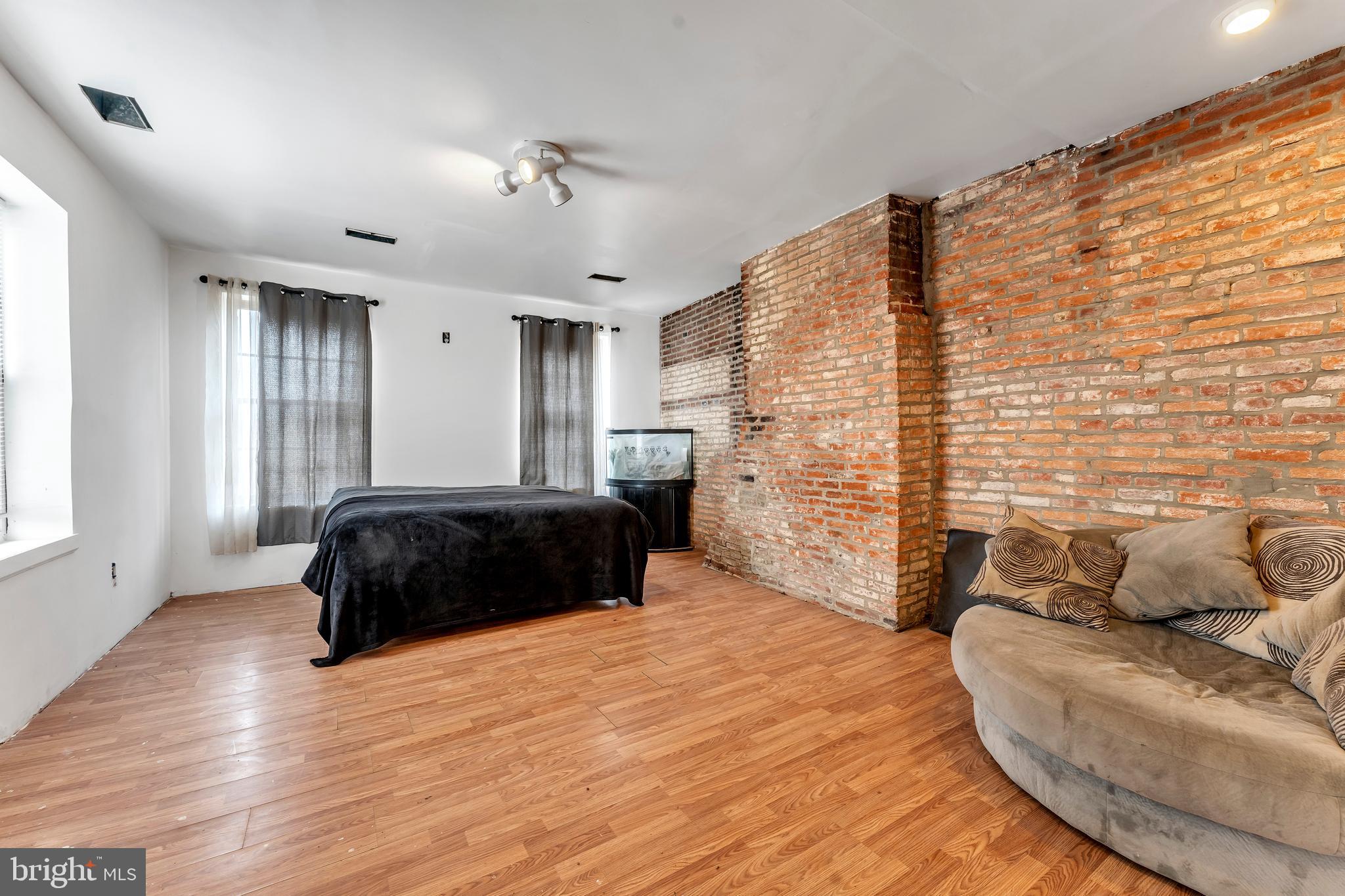 FRANKLIN SQUARE HISTORIC DISTRICT - Residential