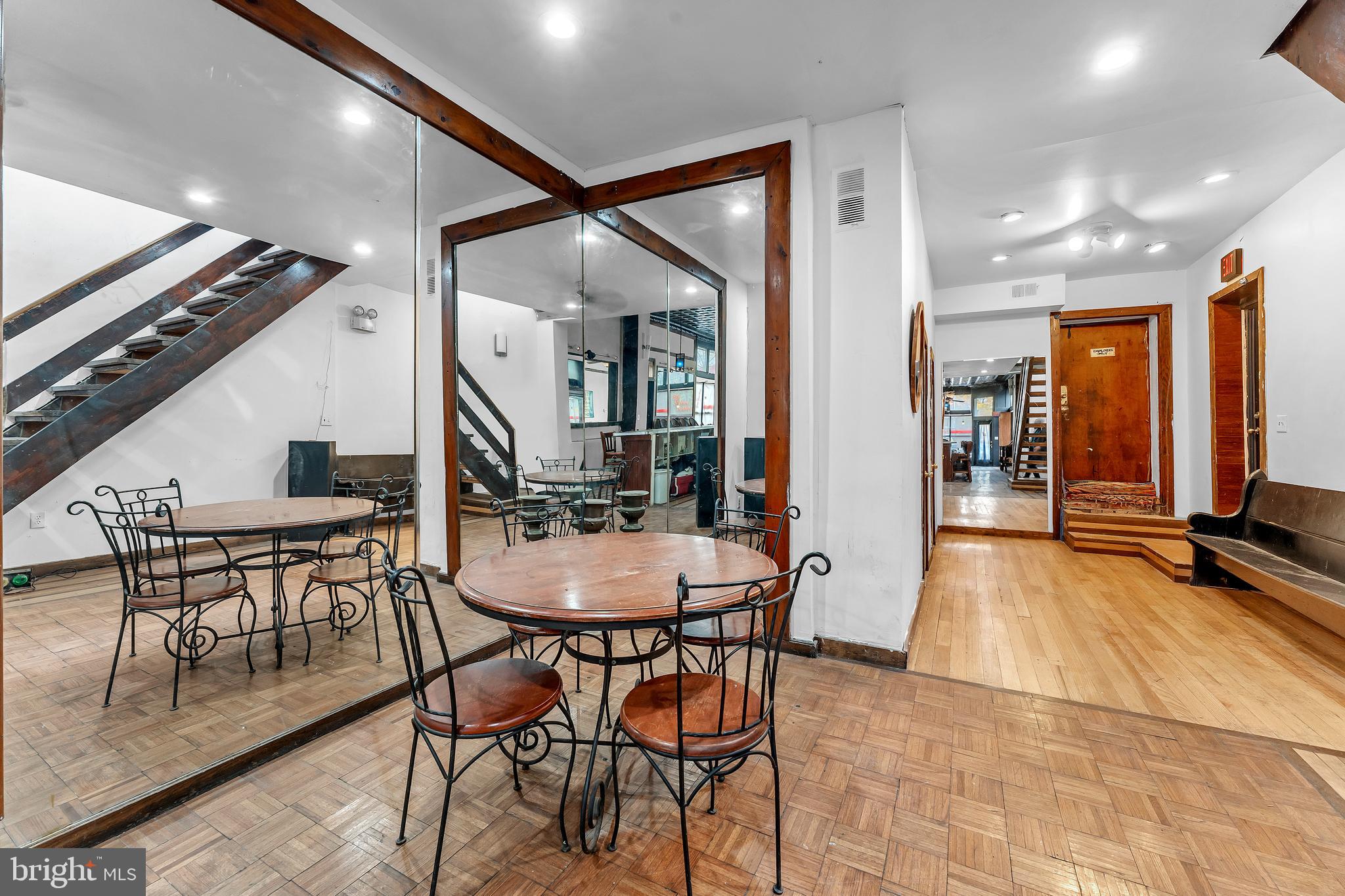FRANKLIN SQUARE HISTORIC DISTRICT - Residential