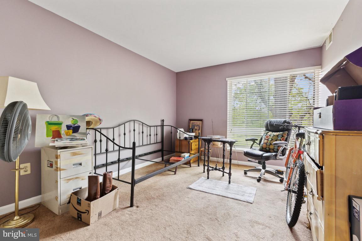 CHELSEA WOODS CONDO - Residential