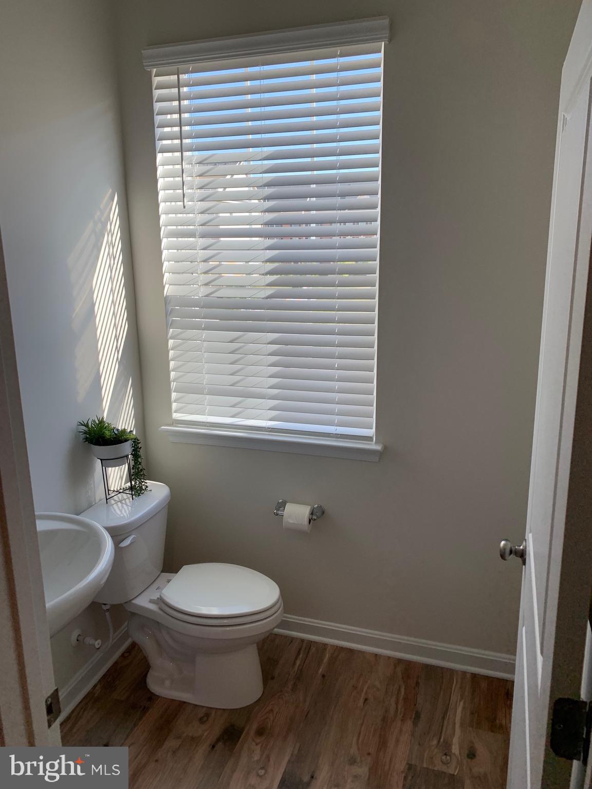 WESTVIEW SOUTH - Residential Lease