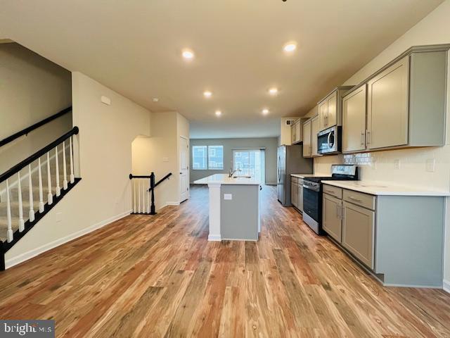 WESTVIEW SOUTH - Residential Lease