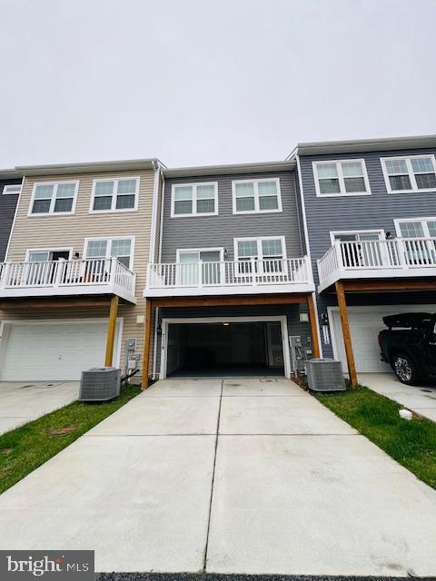 WESTVIEW SOUTH - Residential Lease