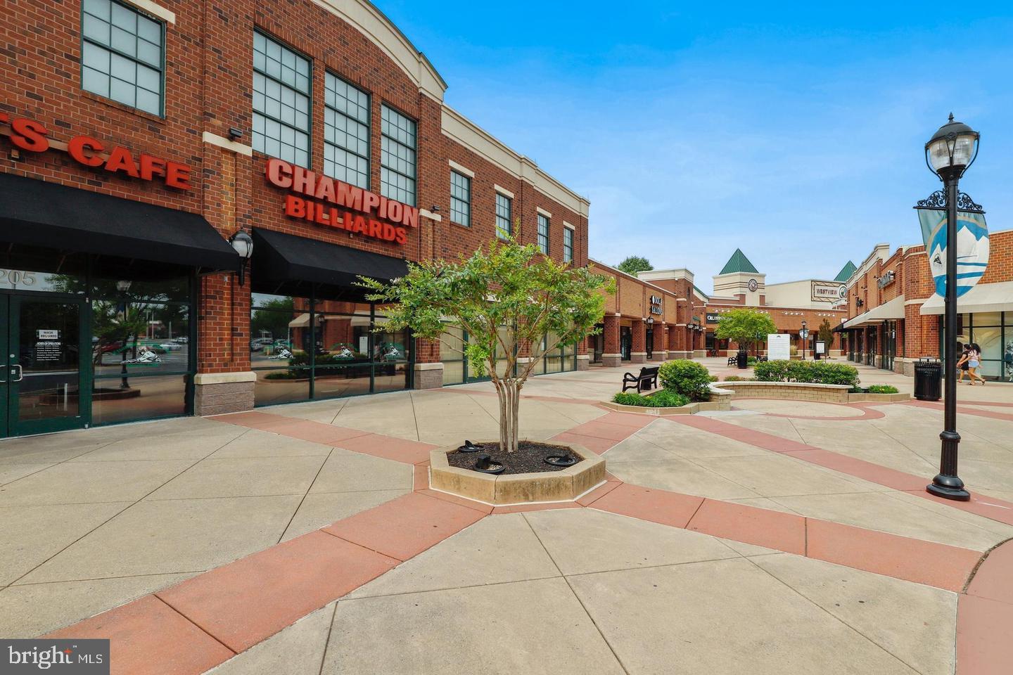 WESTVIEW SOUTH - Residential Lease