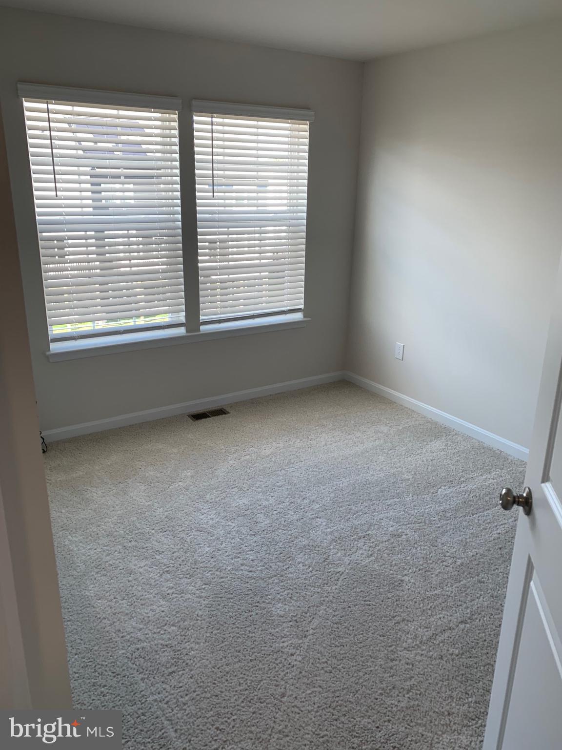 WESTVIEW SOUTH - Residential Lease