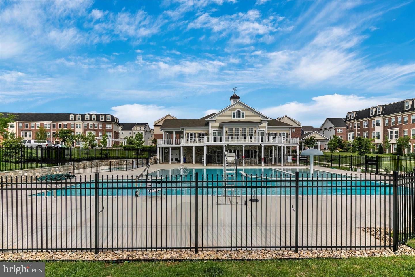 WESTVIEW SOUTH - Residential Lease