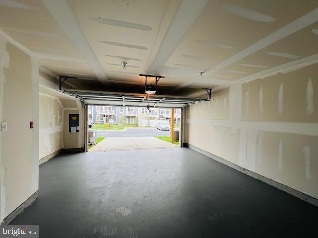 WESTVIEW SOUTH - Residential Lease