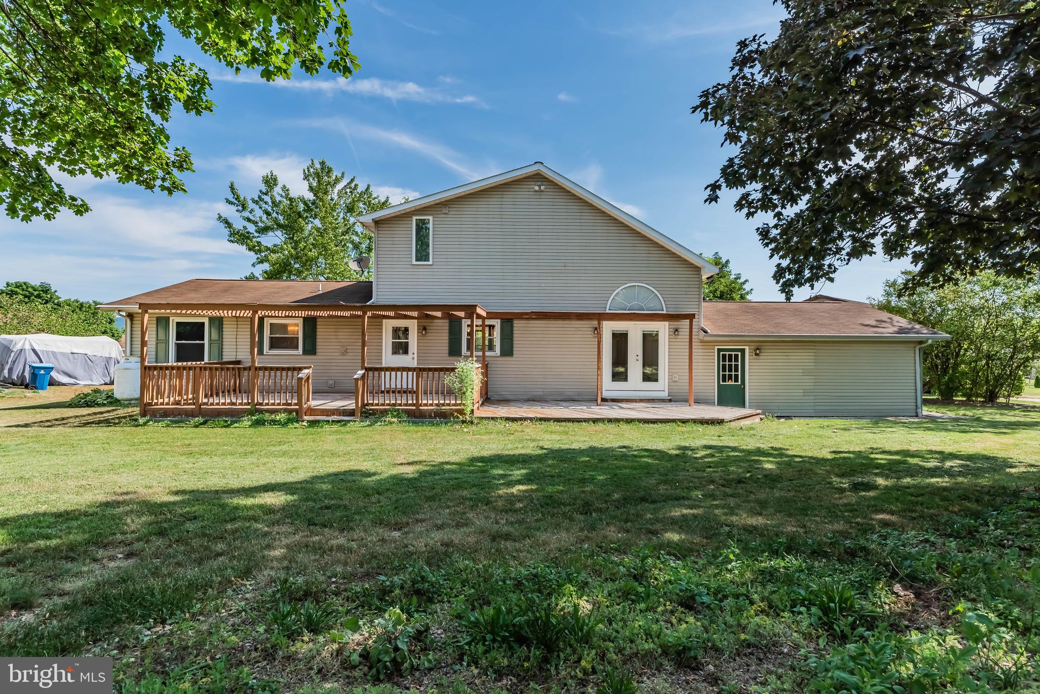 HERITAGE COURT - Residential