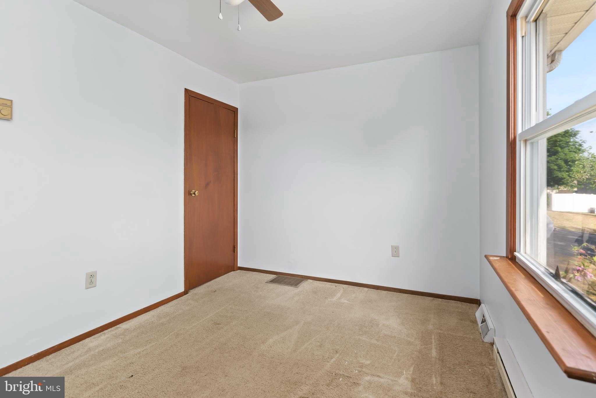 HERITAGE COURT - Residential