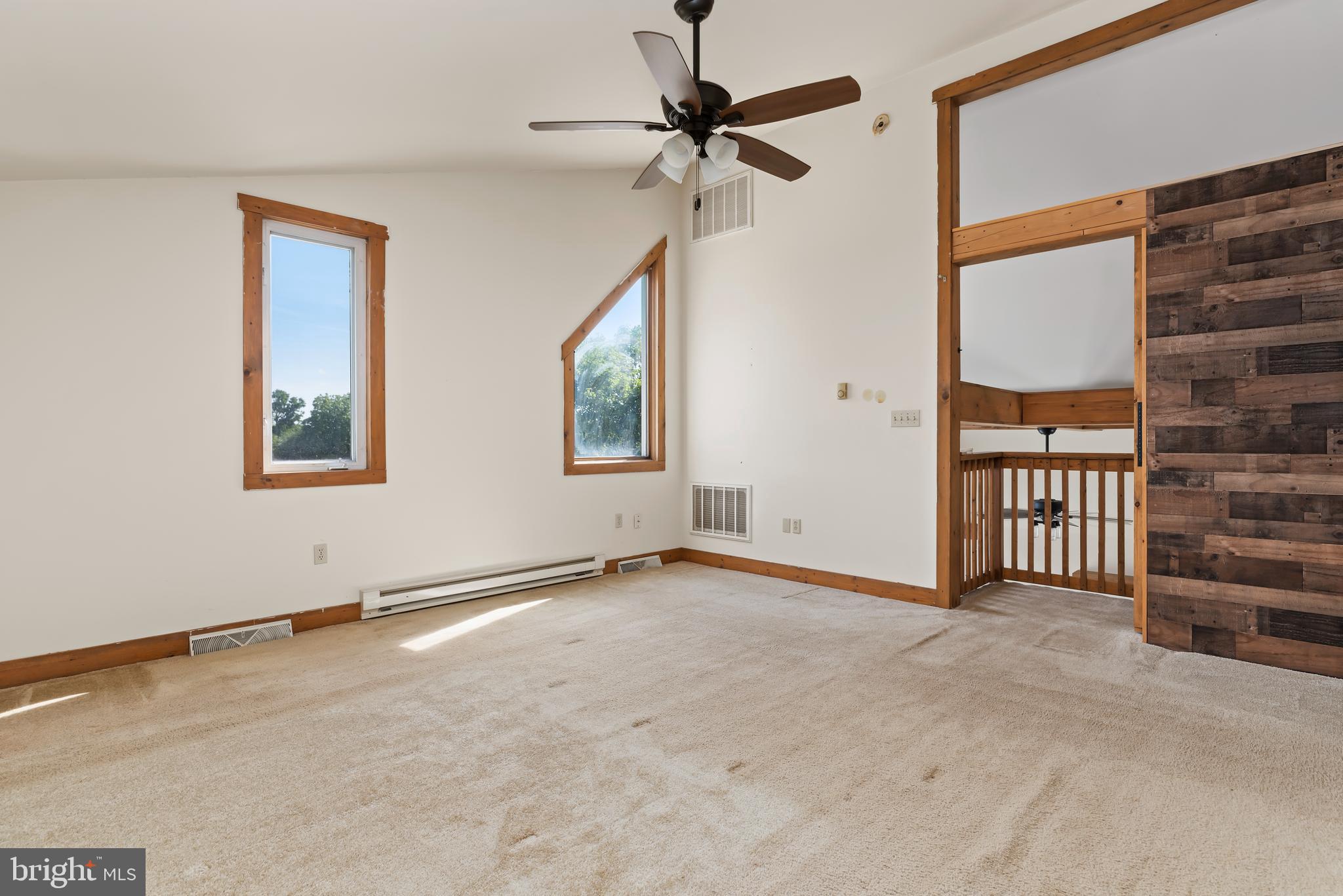 HERITAGE COURT - Residential