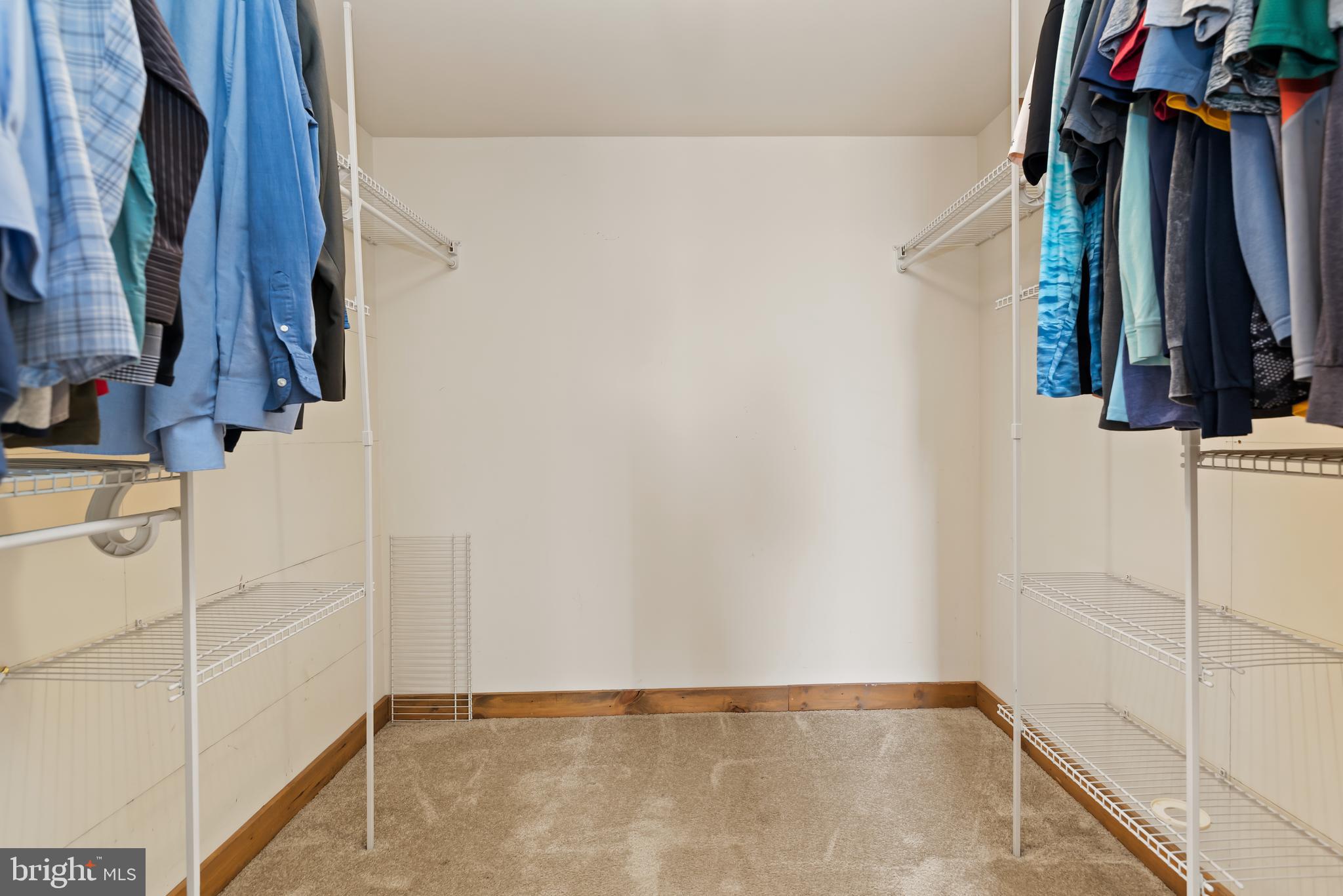 HERITAGE COURT - Residential