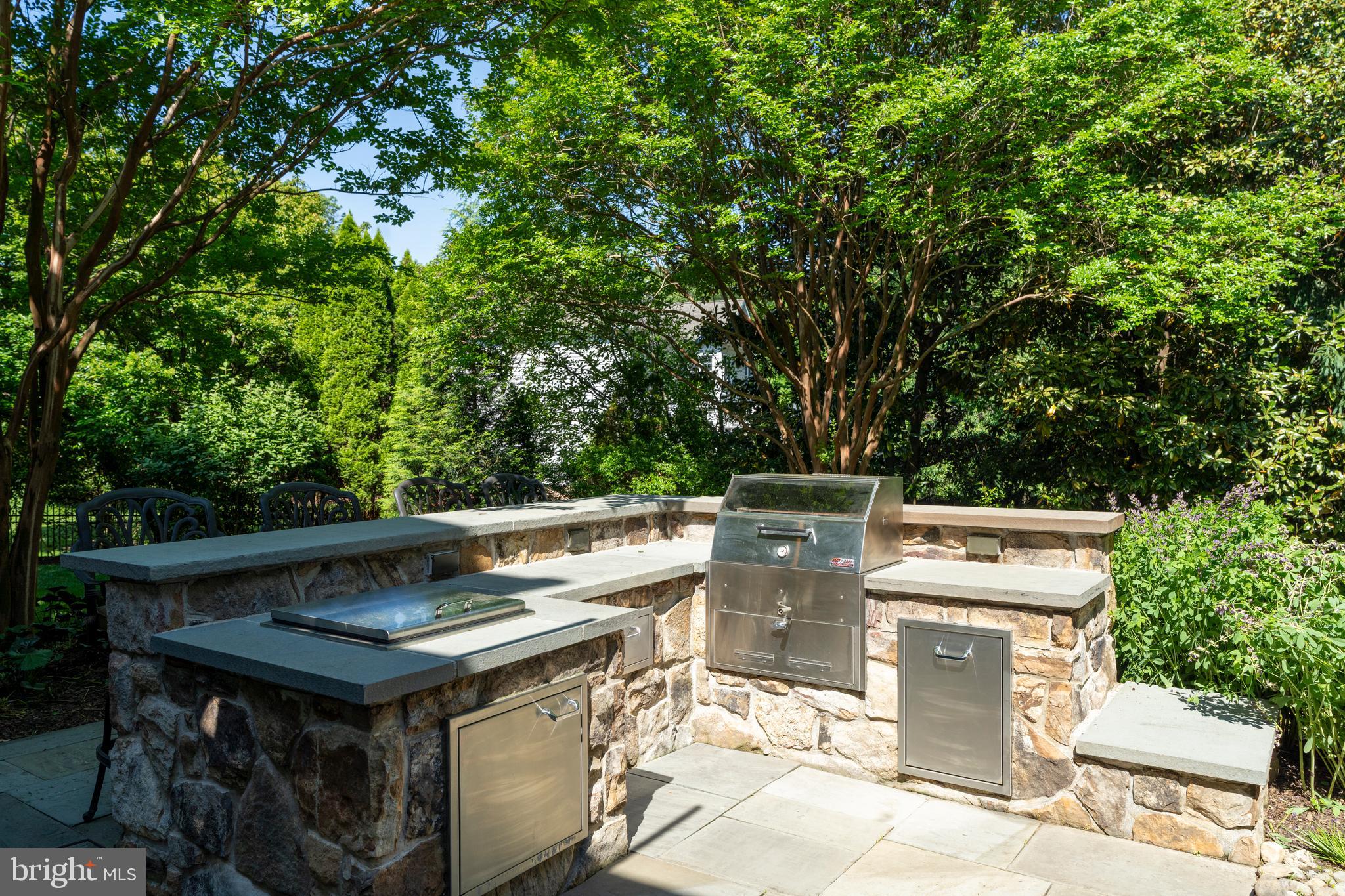 HAMBLETON SYMINGTN - Residential