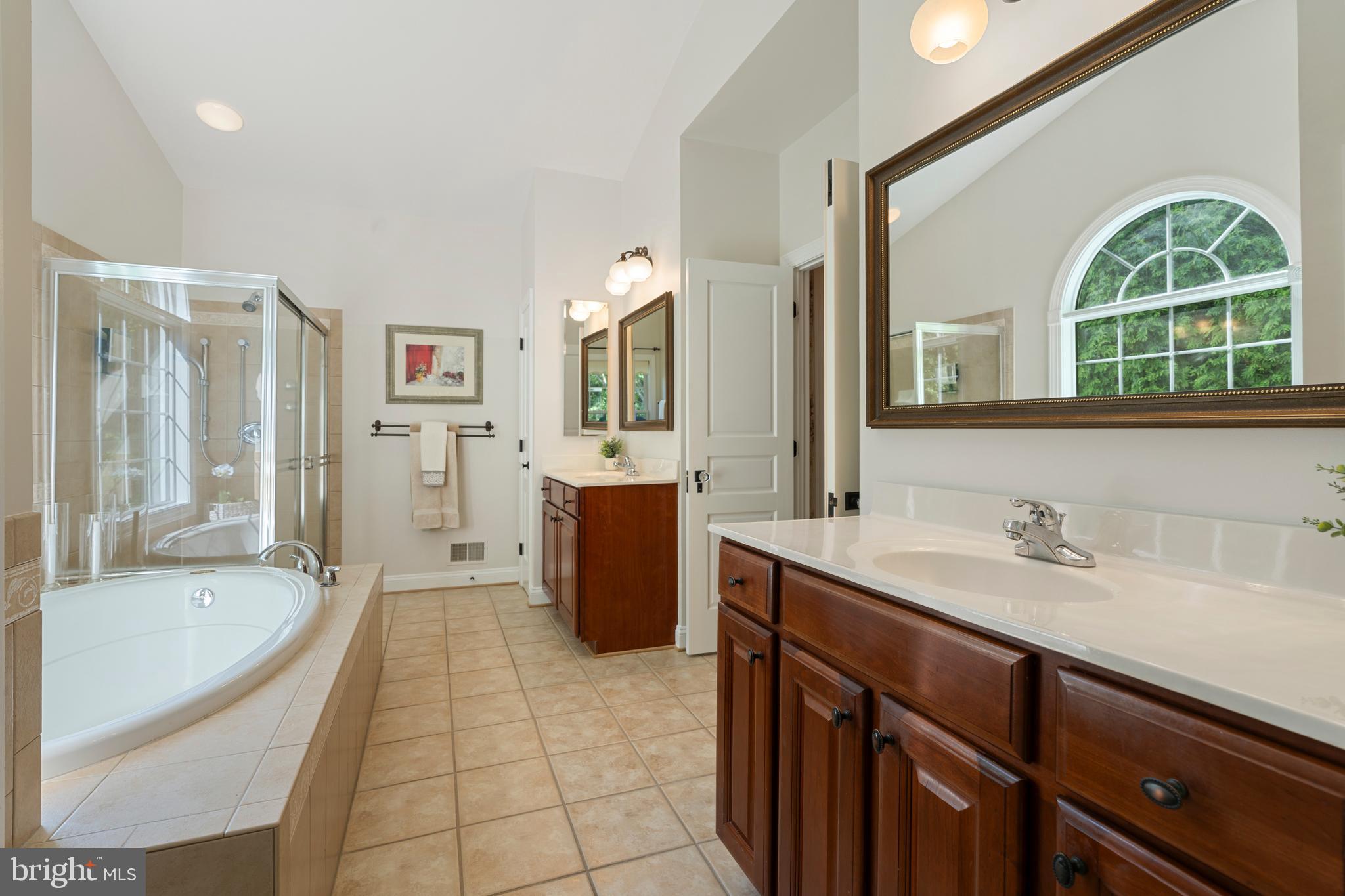 HAMBLETON SYMINGTN - Residential