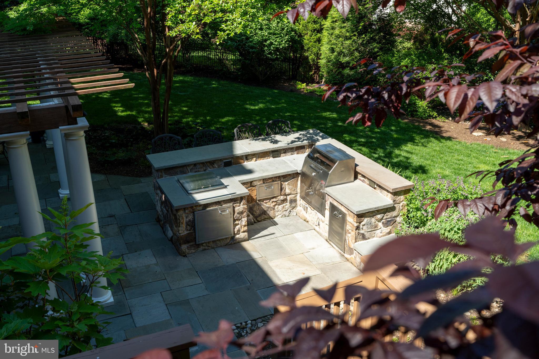 HAMBLETON SYMINGTN - Residential