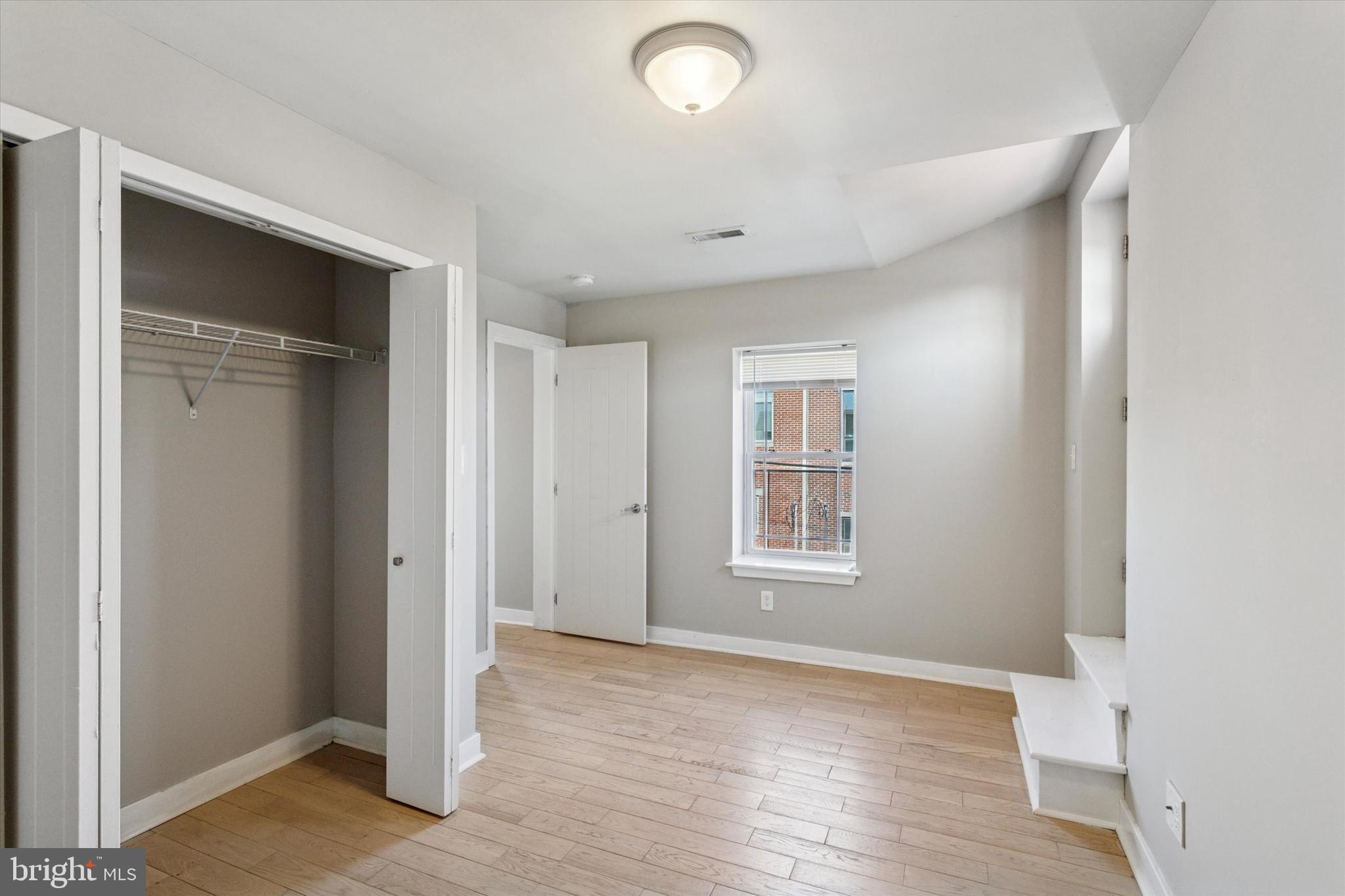 POINT BREEZE - Residential Lease