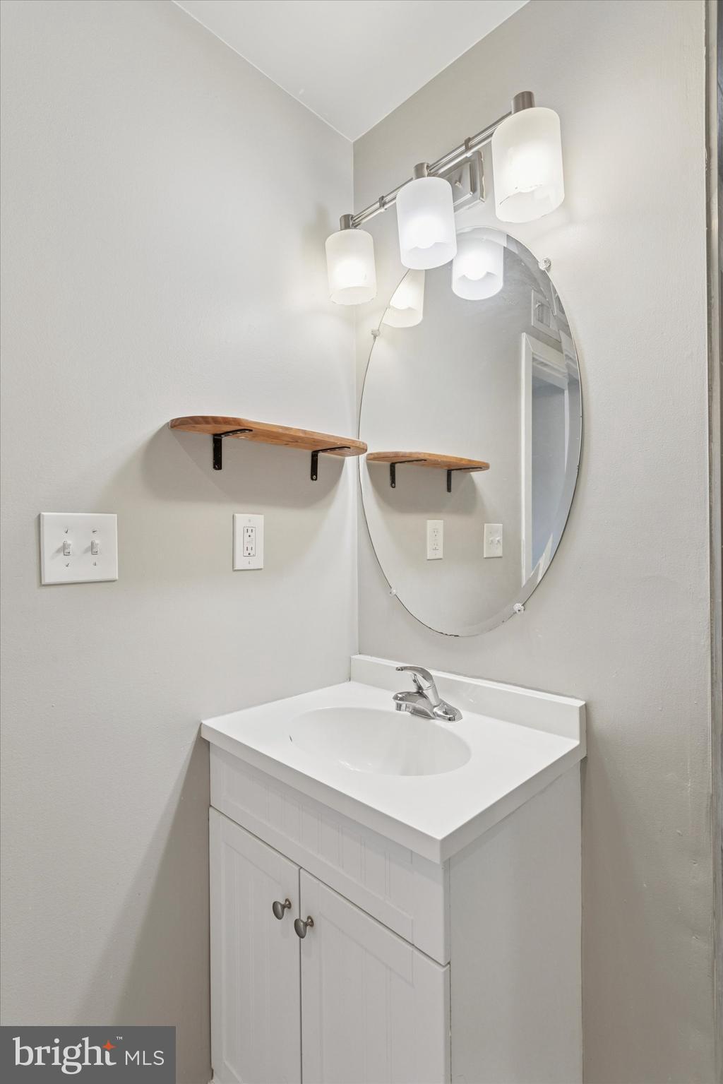 POINT BREEZE - Residential Lease