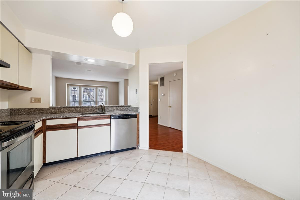 SALEMS GRANT - Residential