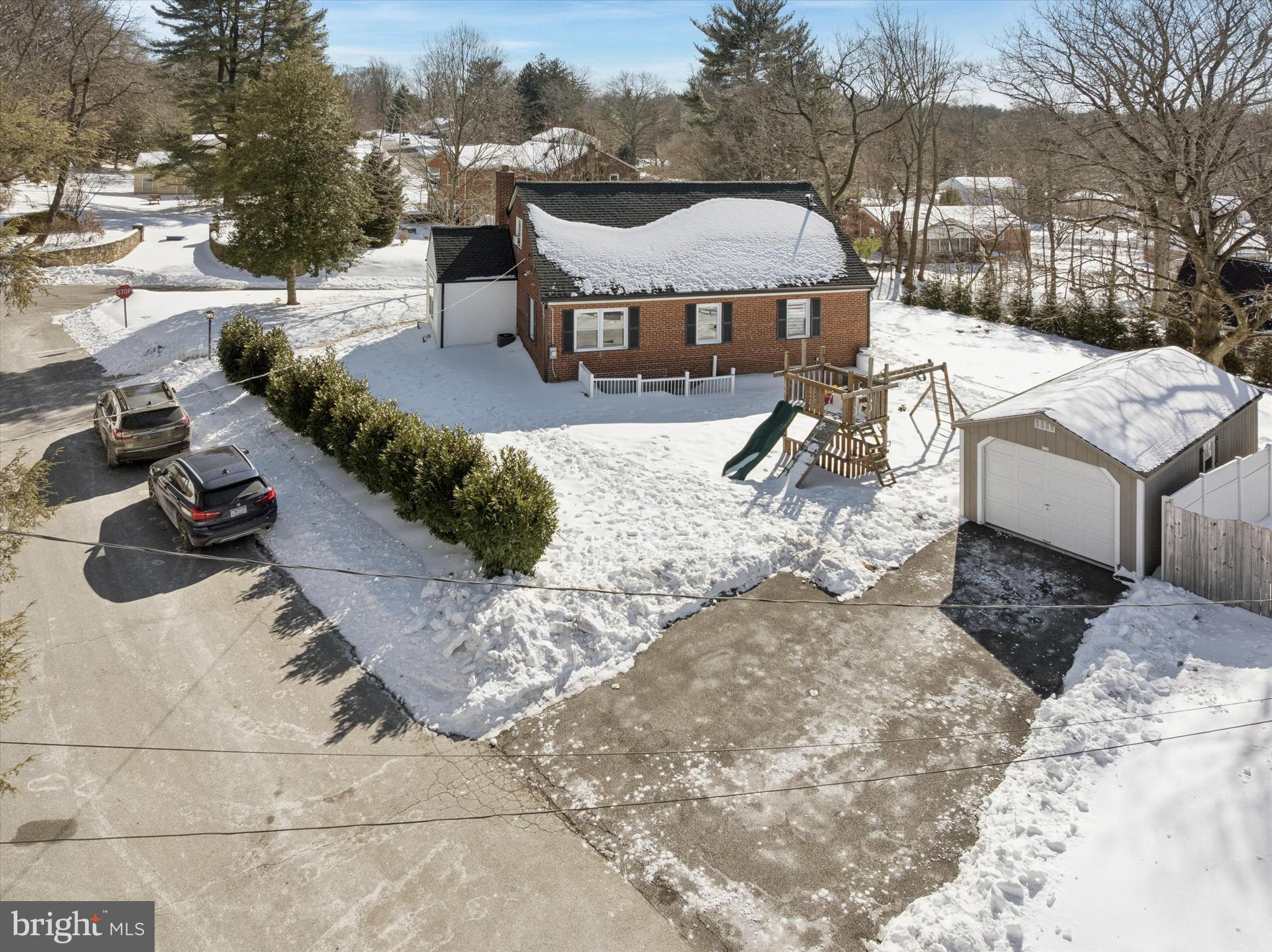 GARDEN CITY - Residential