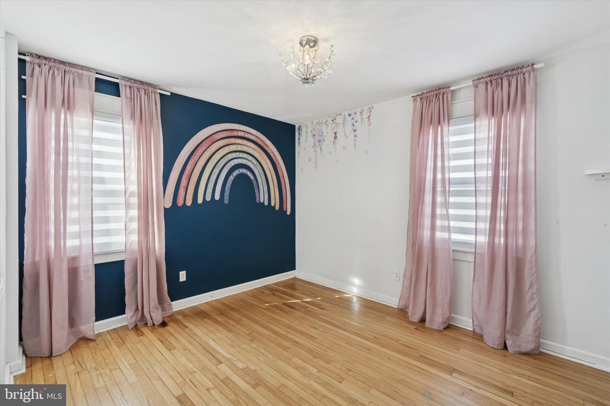 GARDEN CITY - Residential