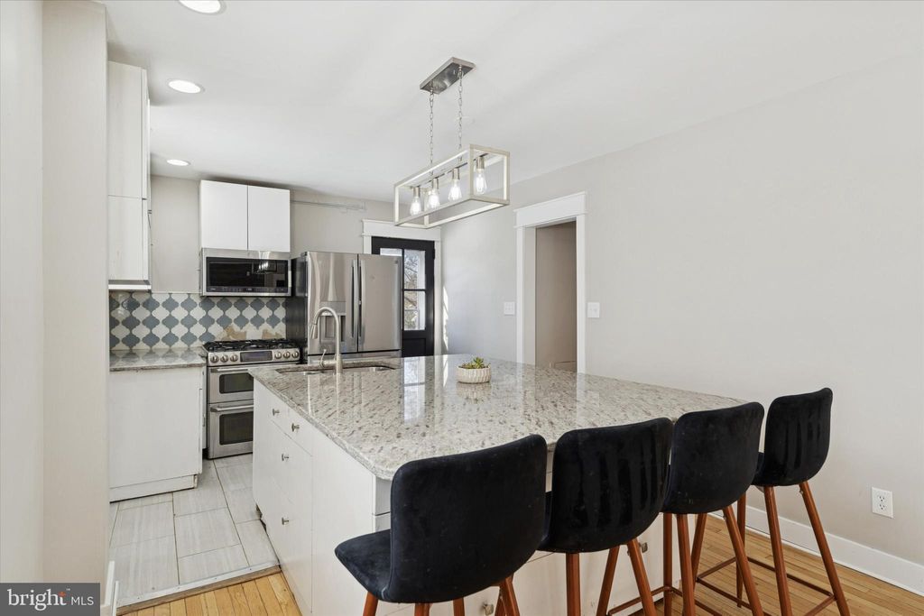 Photo of 6 Cedar Road, WALLINGFORD, PA 19086 (MLS # PADE2106308)