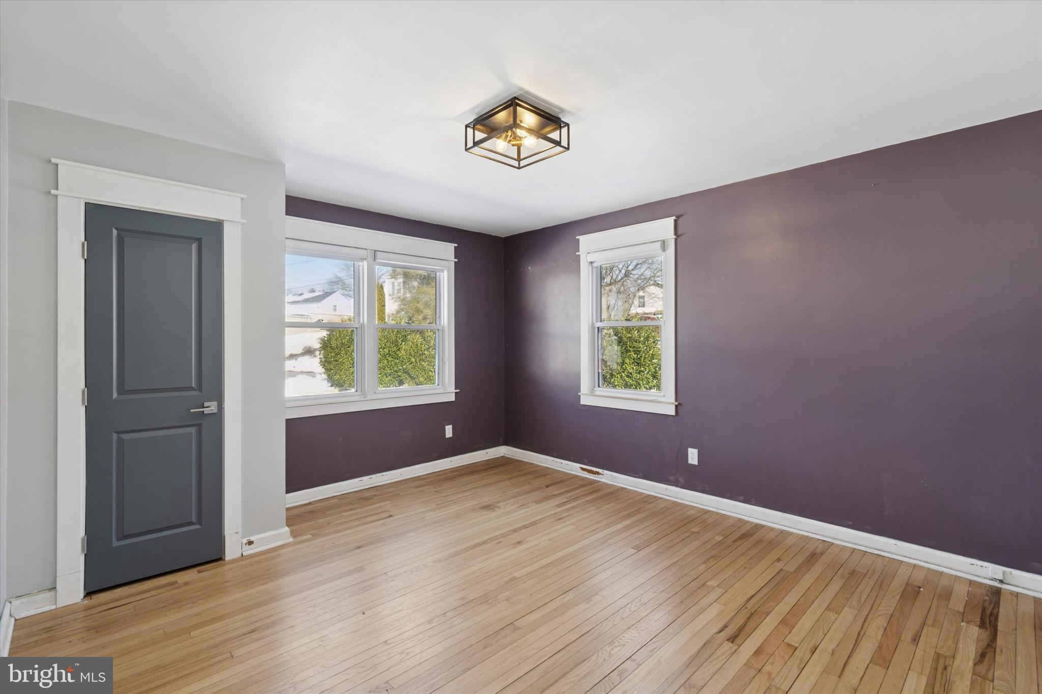 GARDEN CITY - Residential