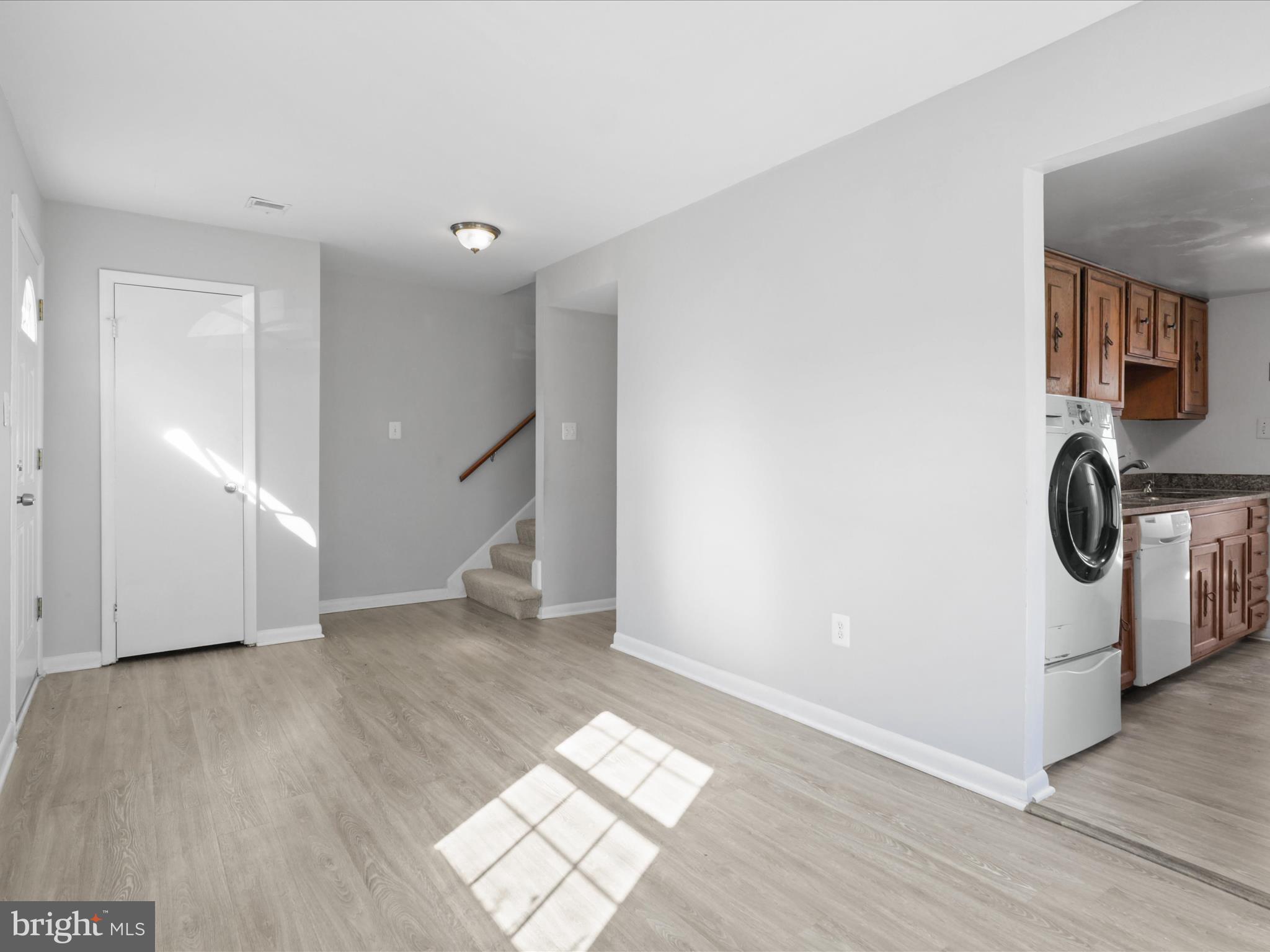 WILLIAMSTOWN - Residential