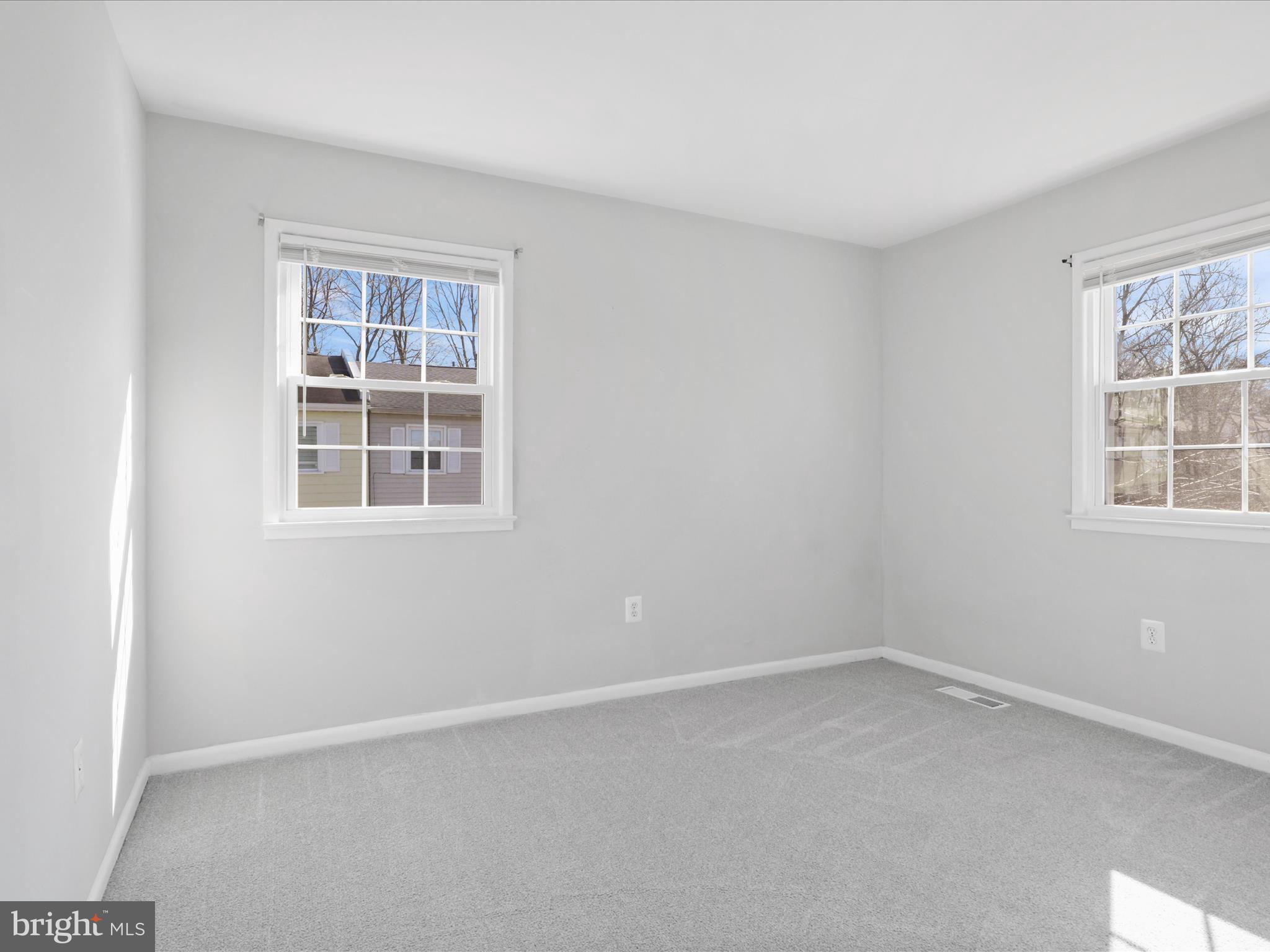 WILLIAMSTOWN - Residential