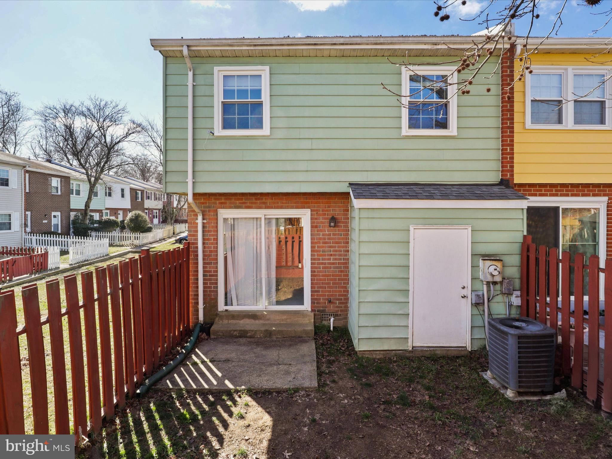 WILLIAMSTOWN - Residential